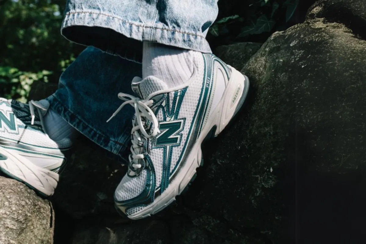 Hinh anh 1: Review chi tiet New Balance 740 "White Marsh Green"