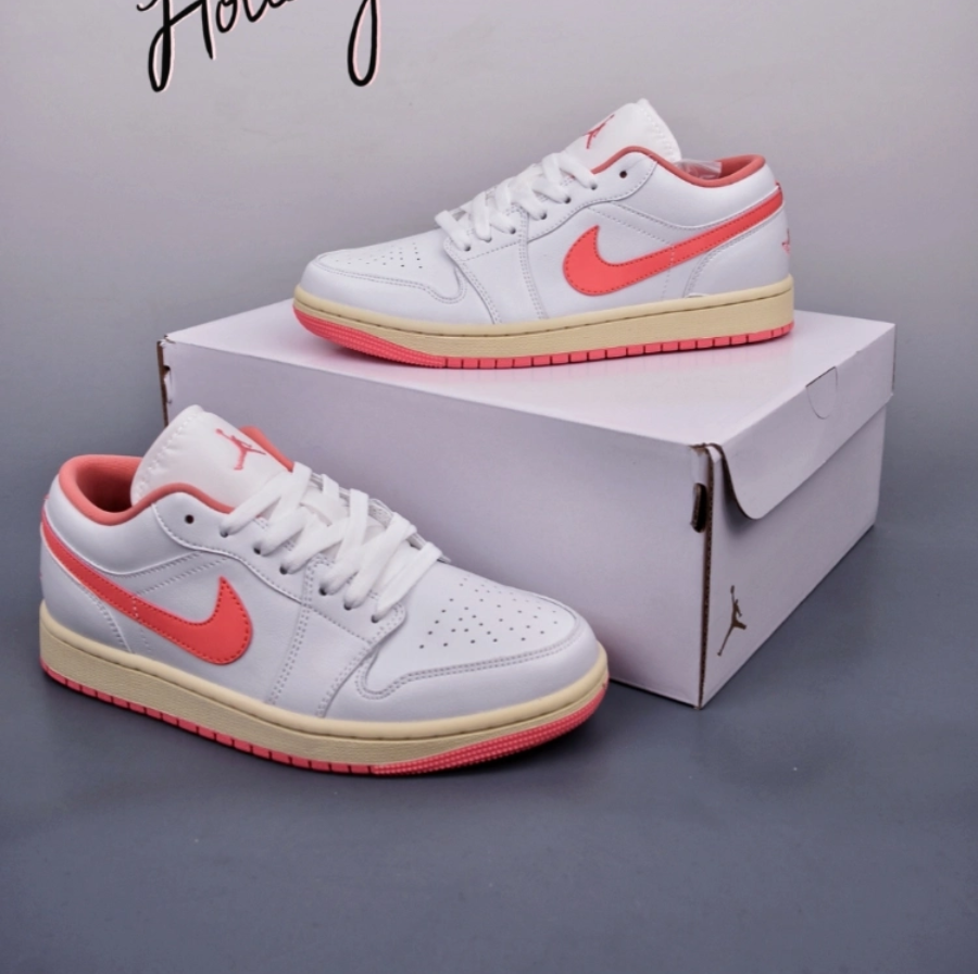 Alternative view of Giày Nike Air Jordan 1 Low 'Sail Guava Ice Pink Salt' DC0774-109