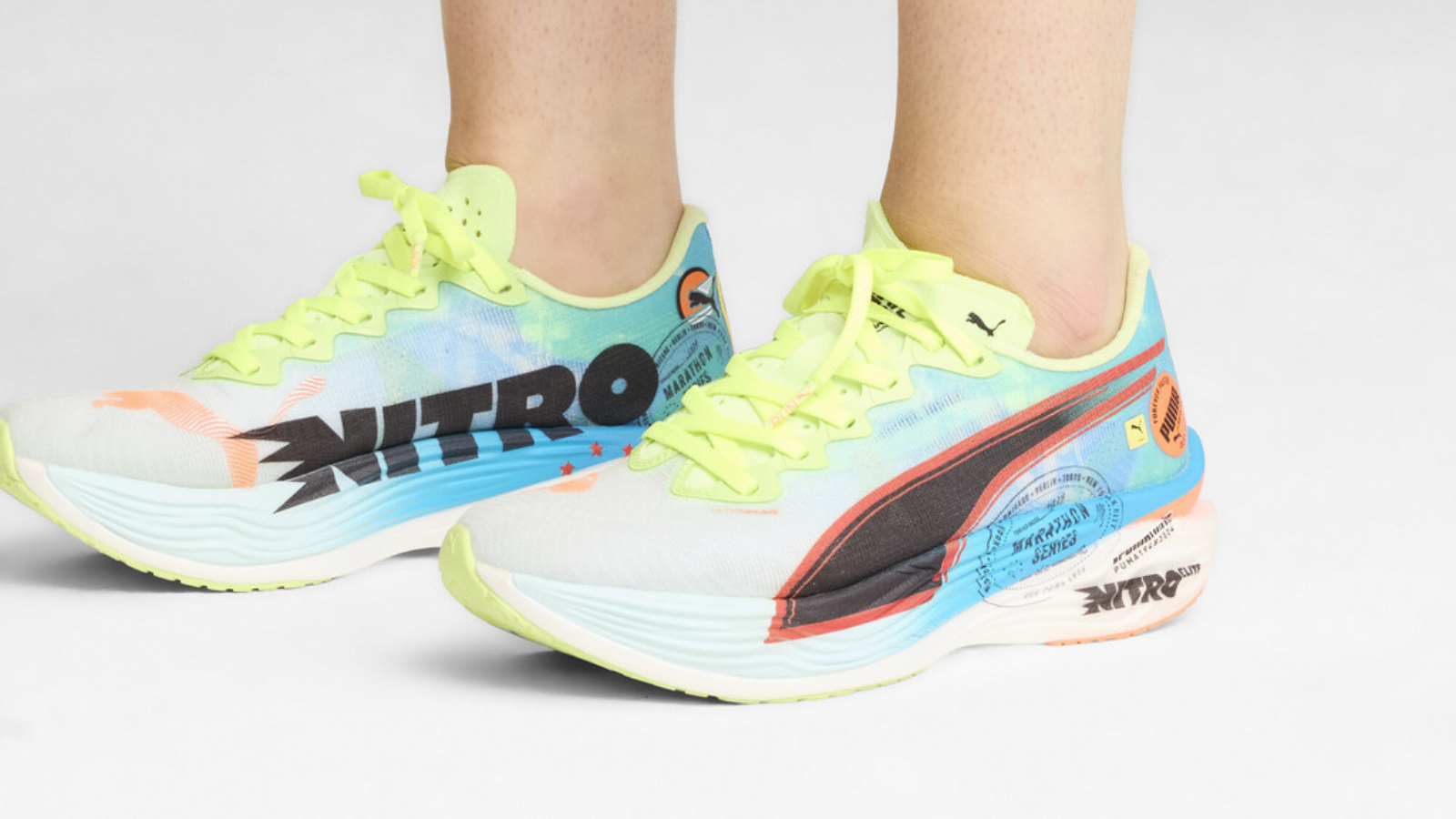 Hinh anh 11: Hinh anh cac mau giay di bo nu hang dau nam 2025