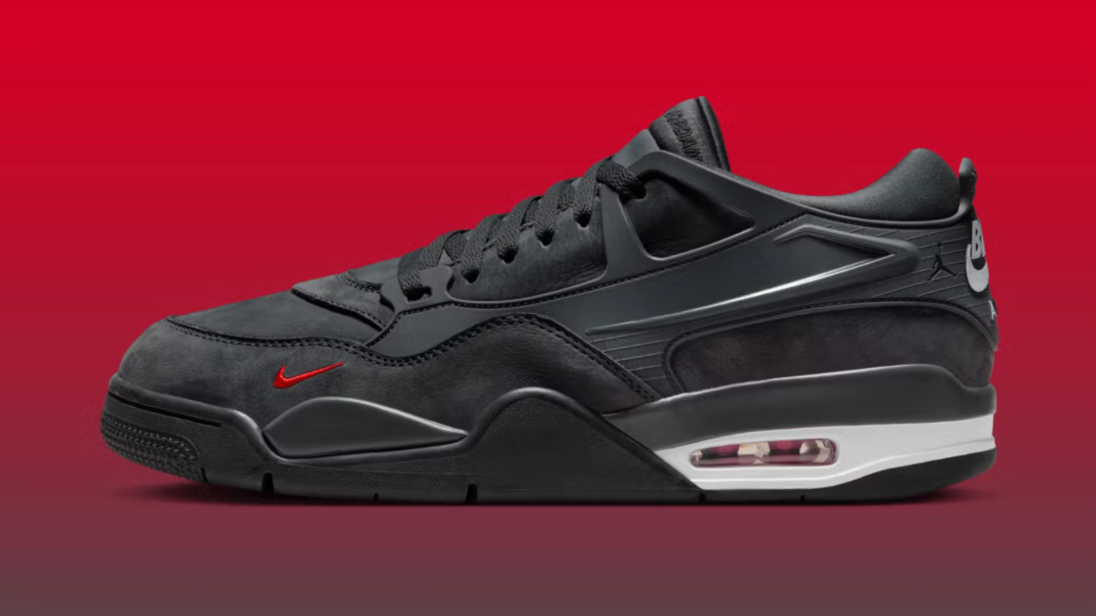 Từ Nike Air đến Bike Air: Hành trình Swoosh của Nigel Sylvester Hinh anh 4: Nigel Sylvester va doi Air Jordan 4 'Brick by Brick' moi ra mat.