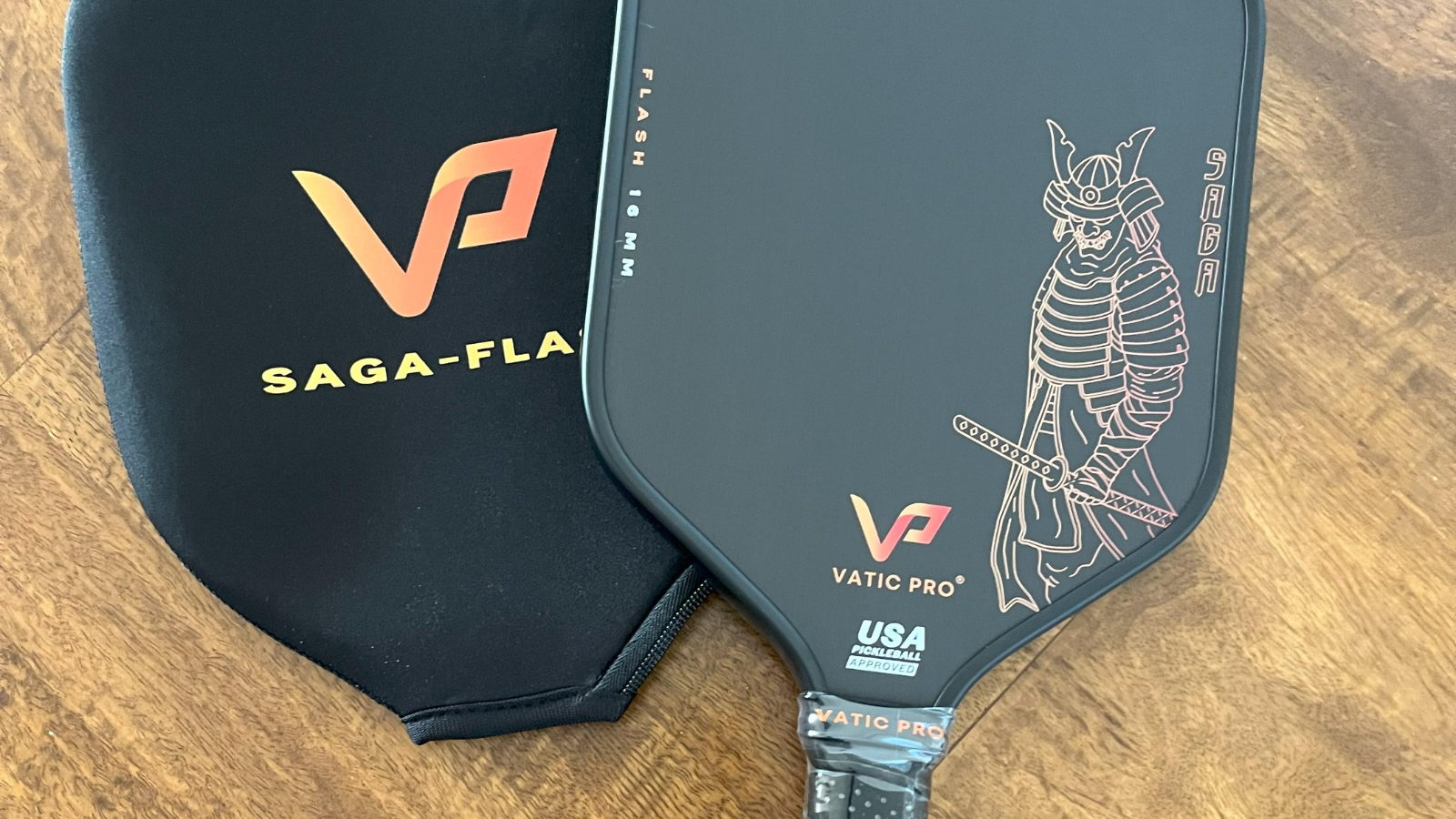 Vatic Pro Saga: Cây vợt pickleball giá tốt, hiệu năng cân bằng Hinh anh 6: Cay vot pickleball Vatic Pro Saga voi thiet ke toi uu