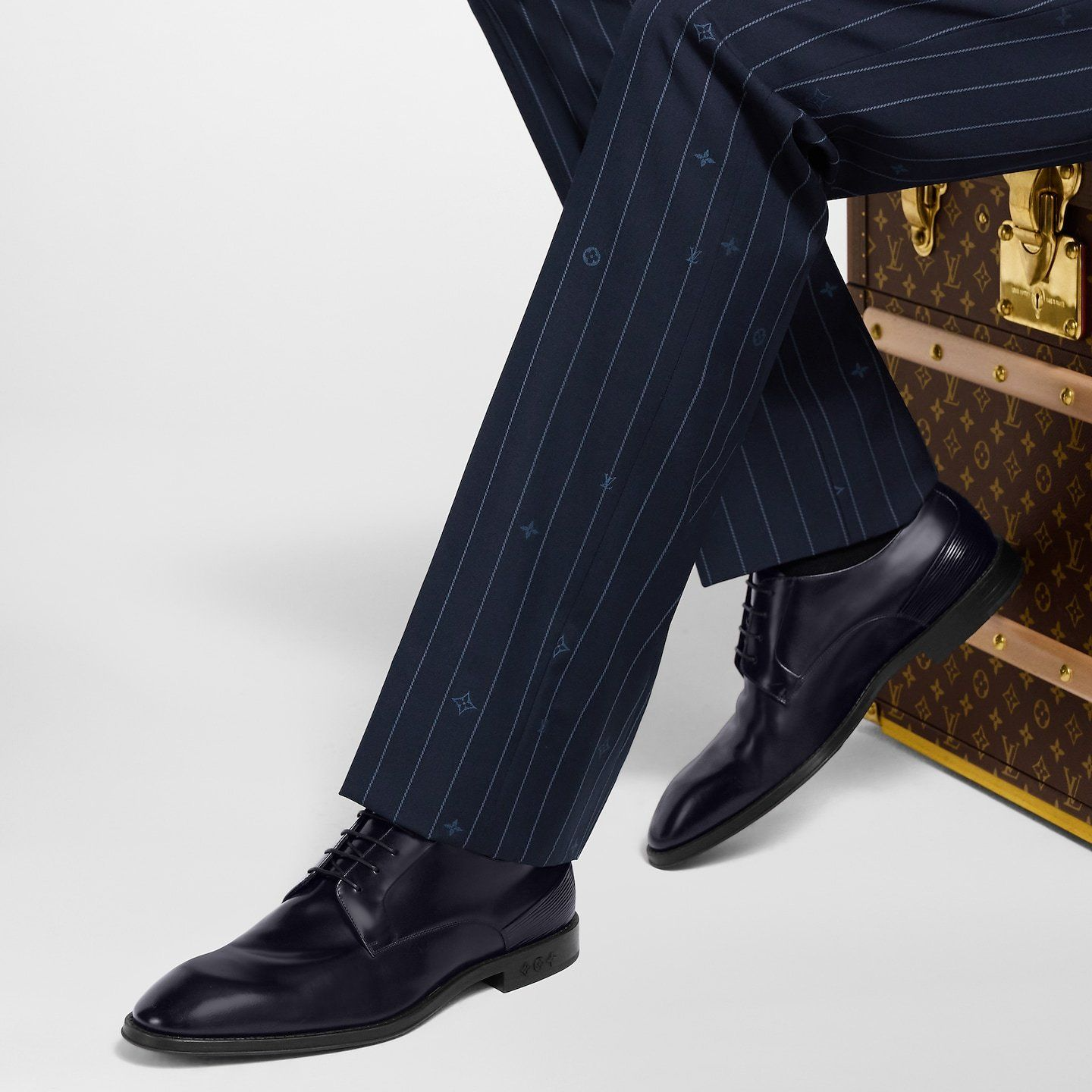 Giay Louis Vuitton Kensington Derbies 'Navy' 1AHASE