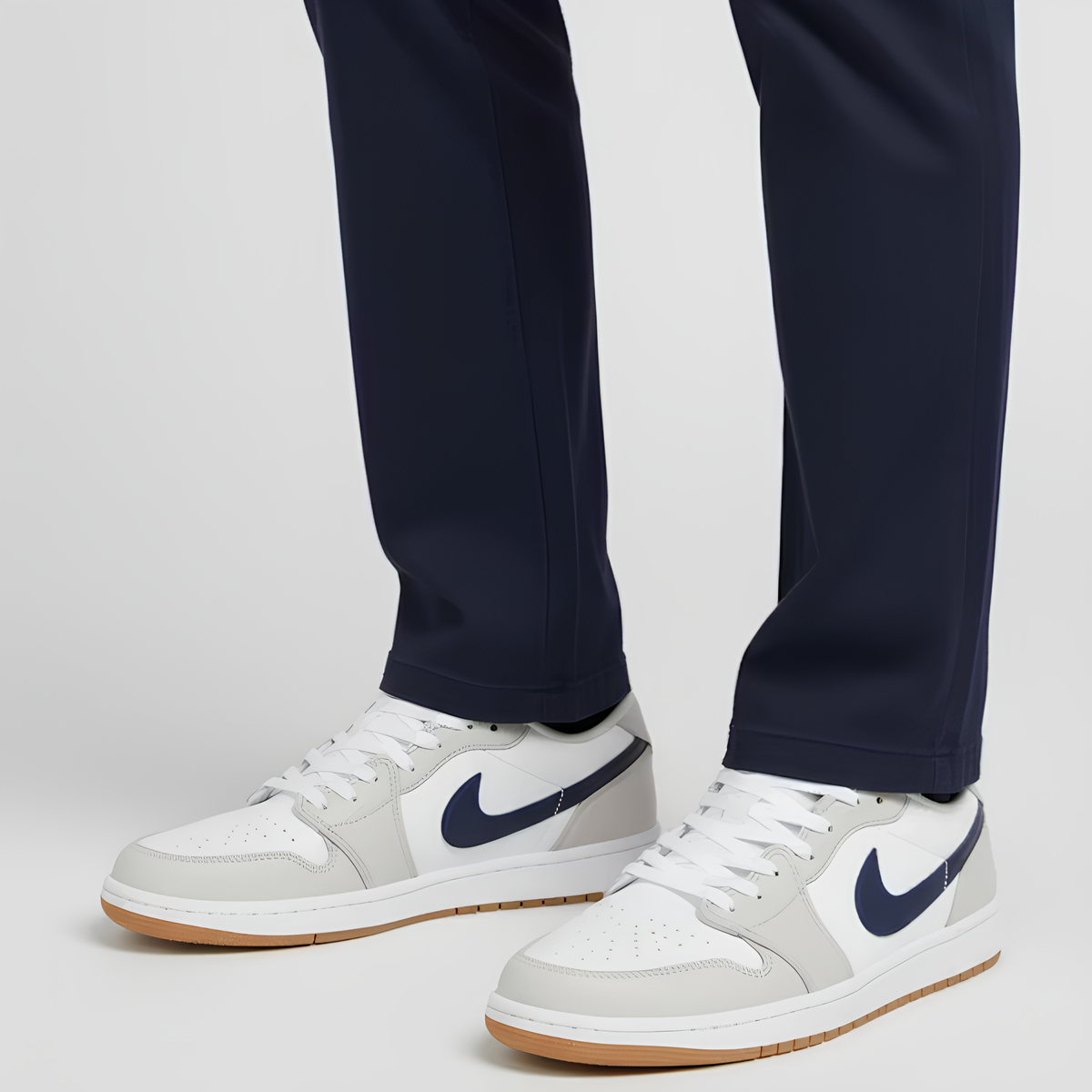 Alternative view of Giày Nike Air Jordan 1 Low 'Georgetown' 553558-146