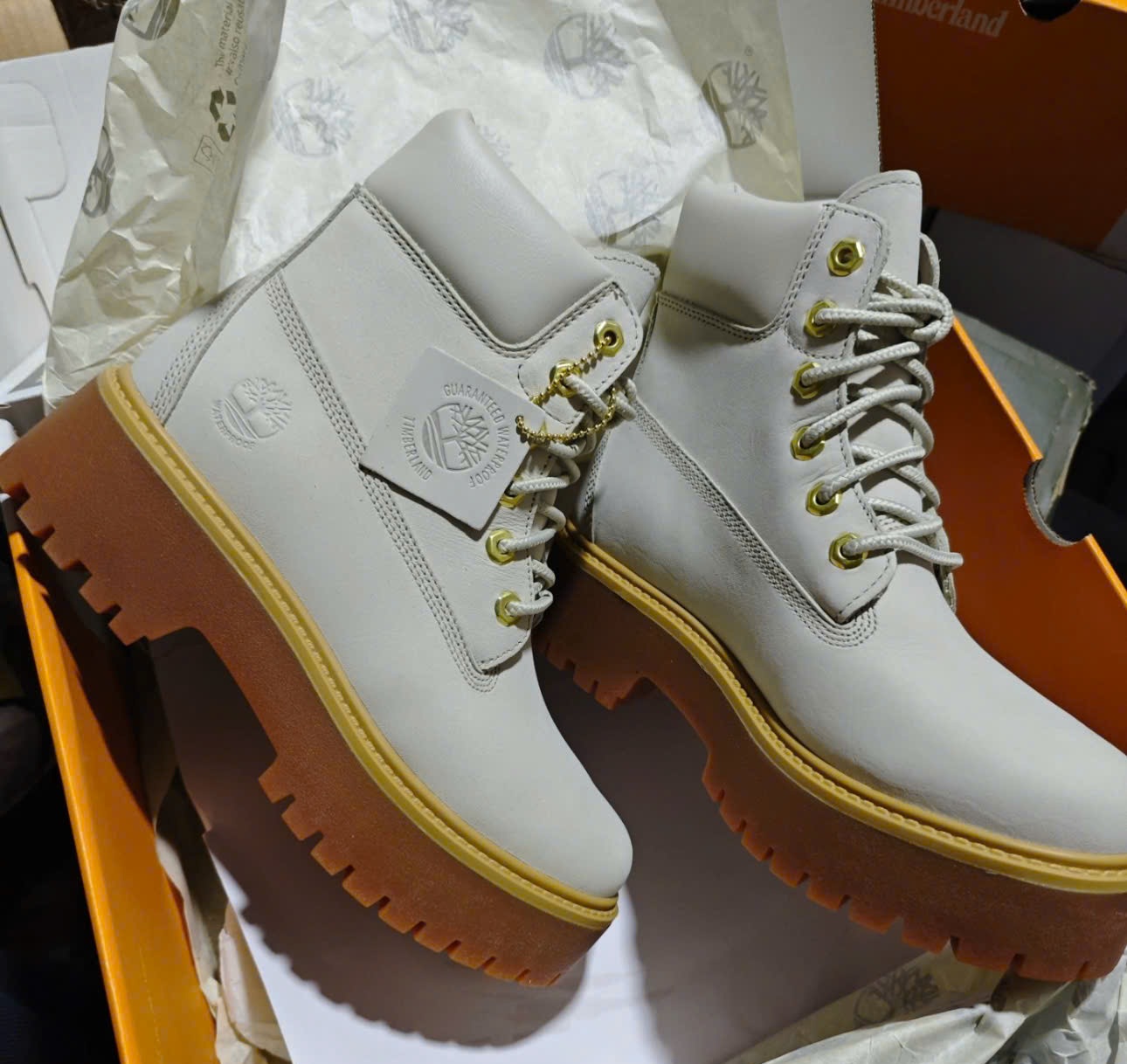 Alternative view of Giày Timberland Round Head Lace-Up 'Beige' A6AWZW