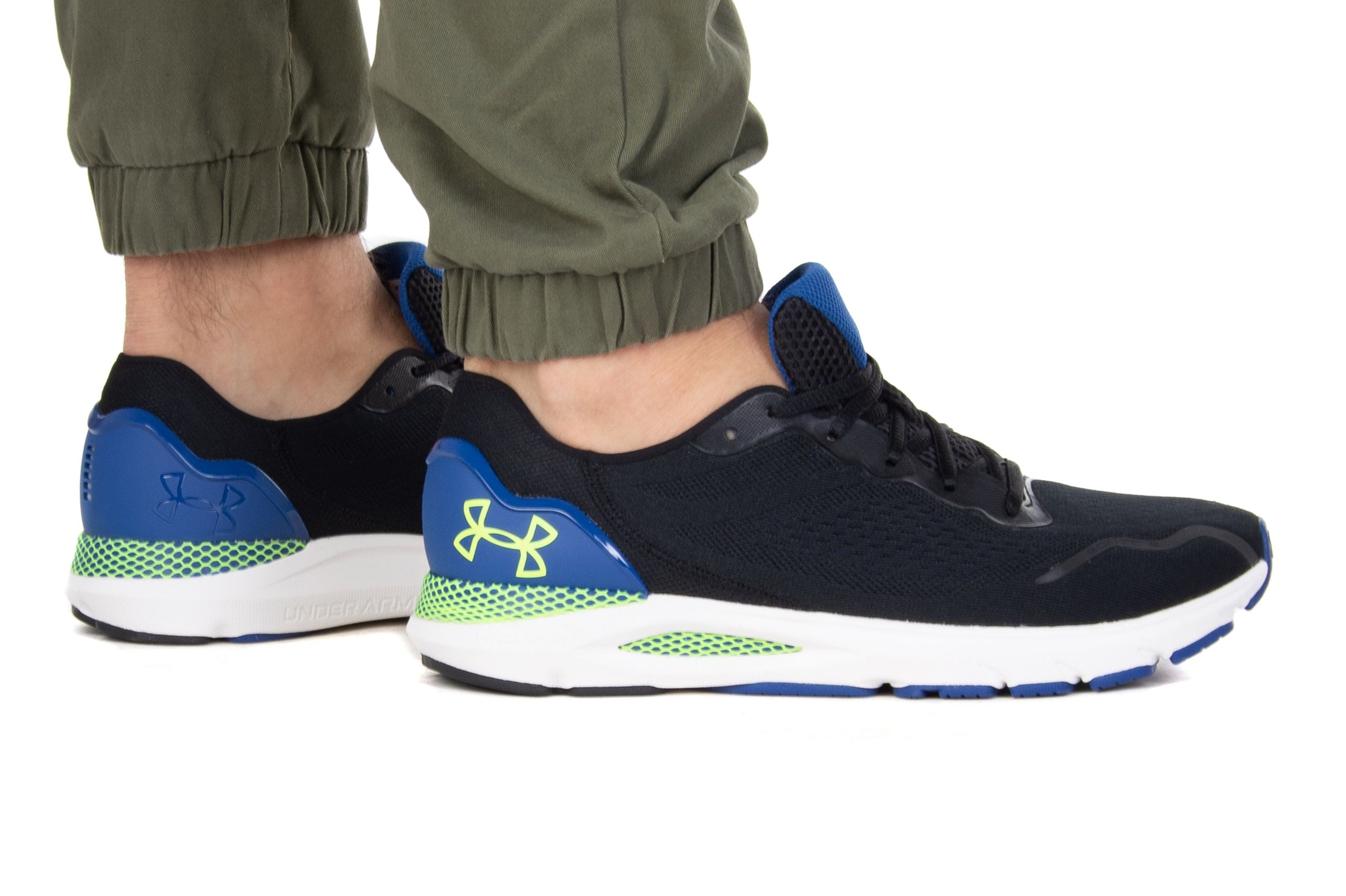 Hinh anh 5: HOVR Sonic 6 doi giay chay moi cua Under co gi?