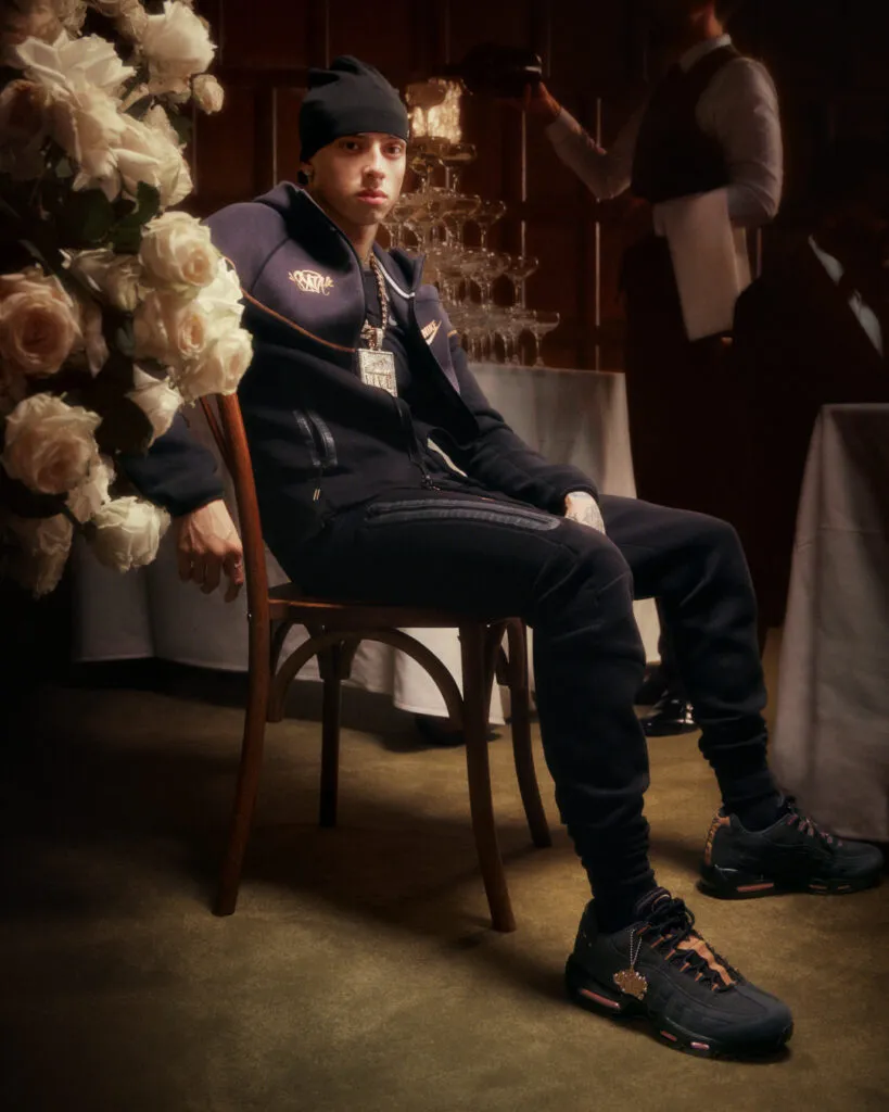 Hinh anh 6: Review Central Cee x Nike Air Max 95 Black Rose Gold