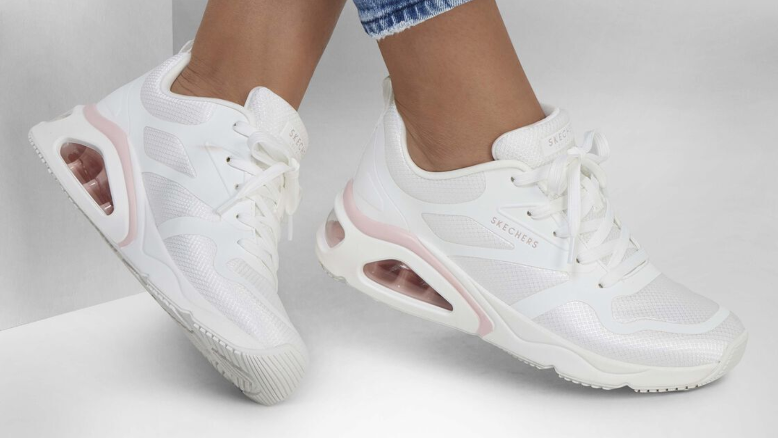 Skechers: Lịch sử phát triển và cơ cấu sở hữu từ 1992 đến 2024 Hinh anh 5: Hinh anh logo thuong hieu Skechers