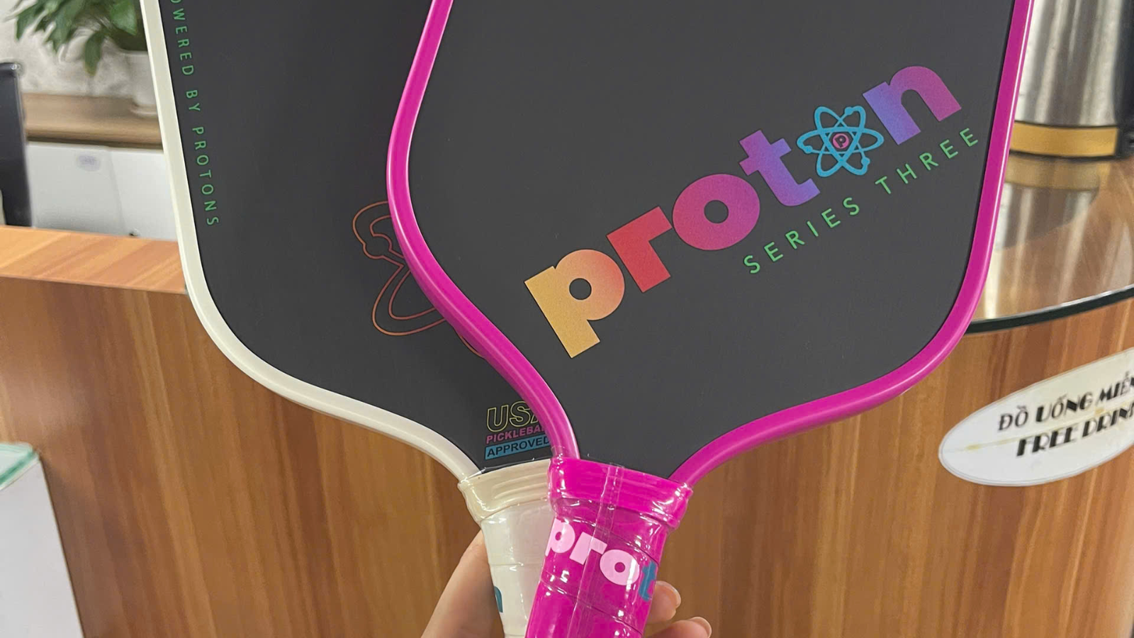 Hinh anh 3: Vot pickleball Proton su dung cong nghe hang khong