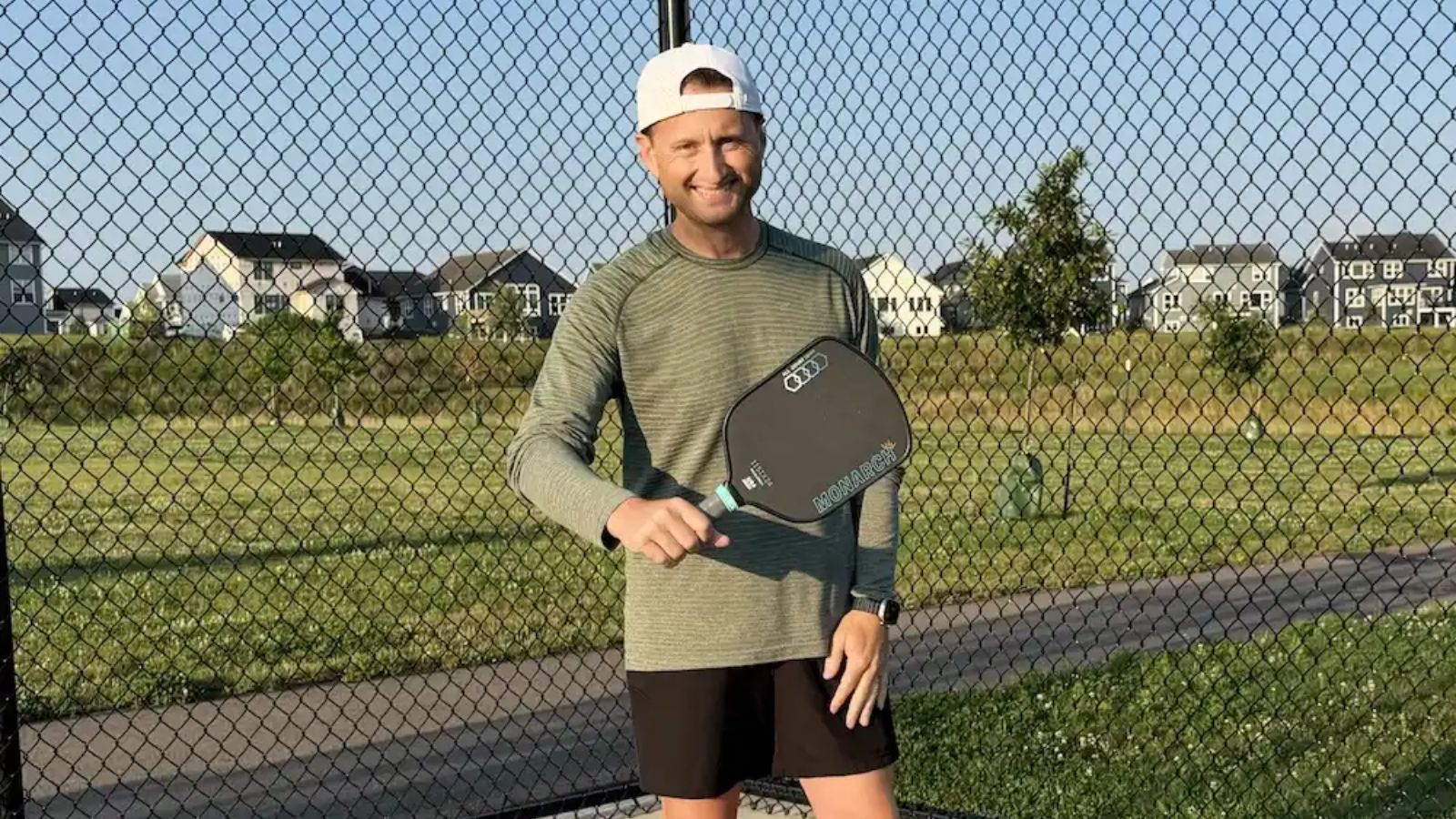 Hinh anh 4: Paddle 11SIX24 Monarch voi cau truc ba lop va cong nghe tien tien cho loi choi ky thuat