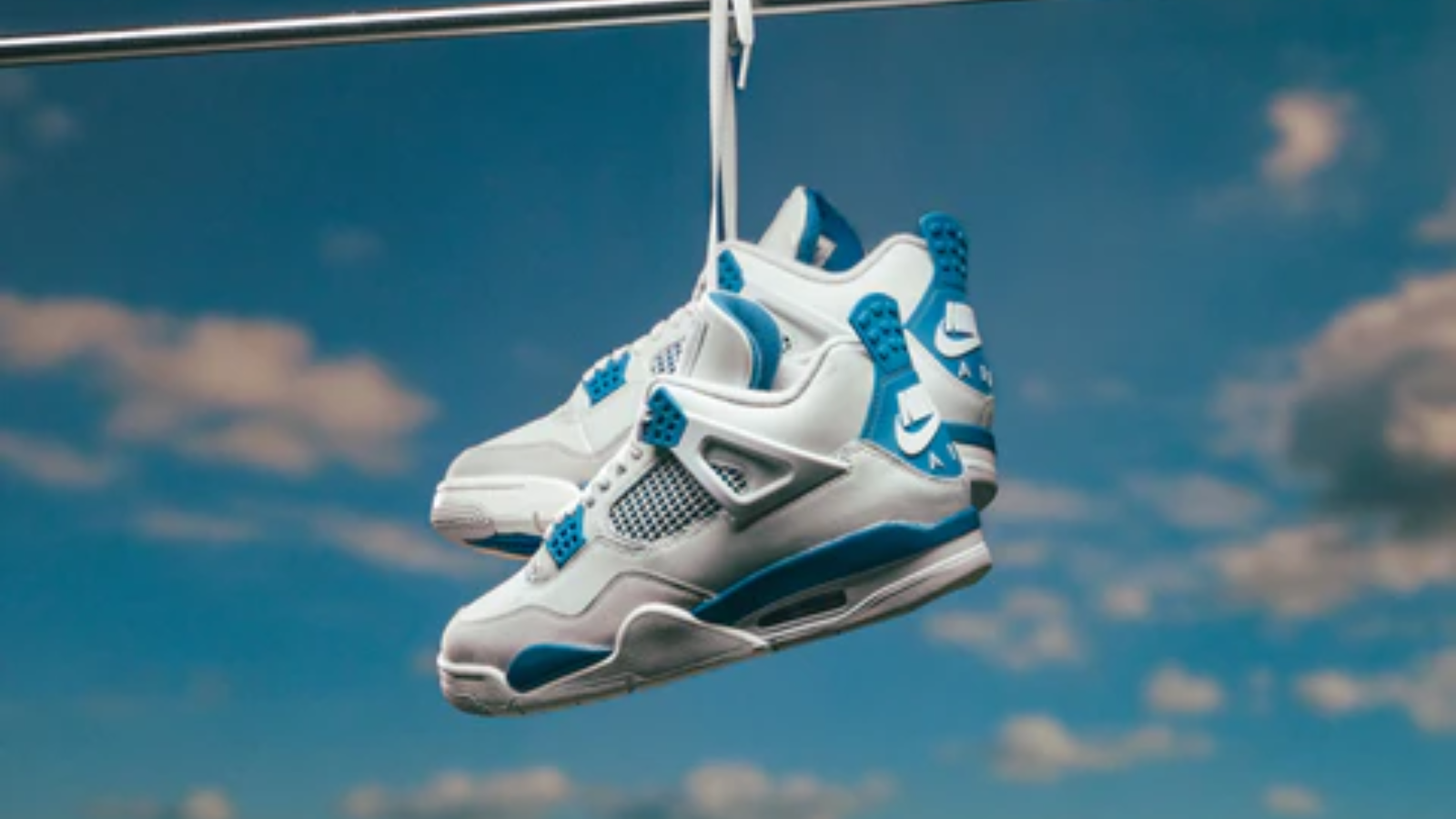 Facts Nhanh: Giải Mã Bốn Phối Màu OG Của Air Jordan 4 Hinh anh 6: Facts Nhanh: Giai Ma Bon Phoi Mau OG Cua Air Jordan 4