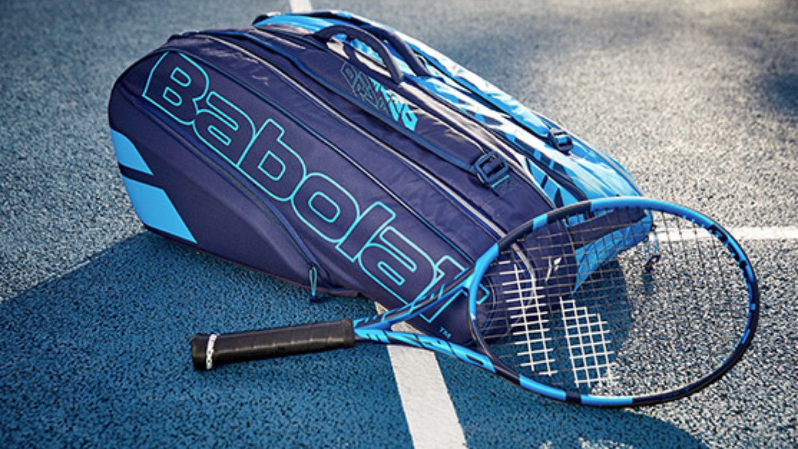 Hinh anh 1: Huyen thoai tennis Rafael Nadal cam vot Babolat tren san dau