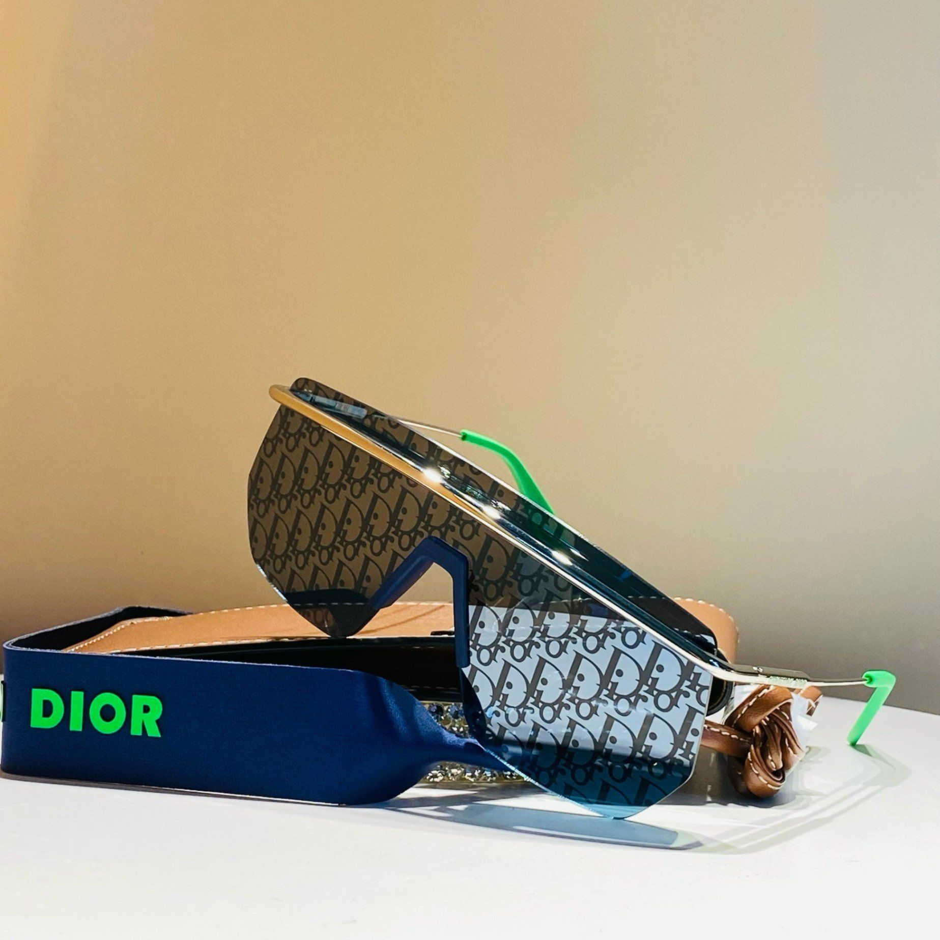 Kinh Dior Mirror Logo Shield Sunglasses 'Blue' M1I-F0B8-00