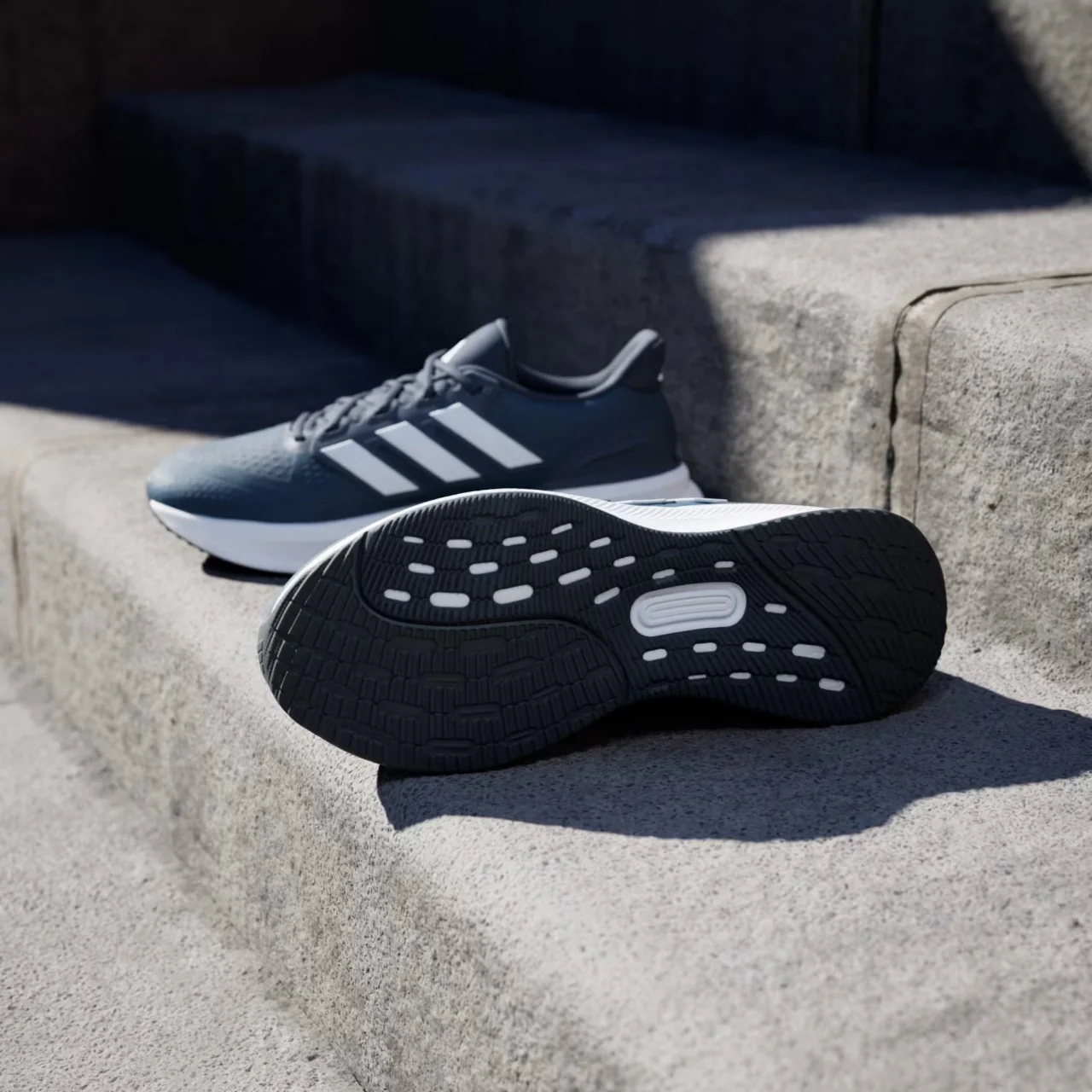 Adidas Ultrarun 5 – Doi giay toi uu hieu suat, bung no toc do