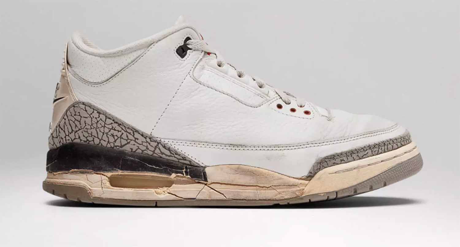 10 đôi giày sneakers biểu tượng nhất mọi thời đại tính đến 2025