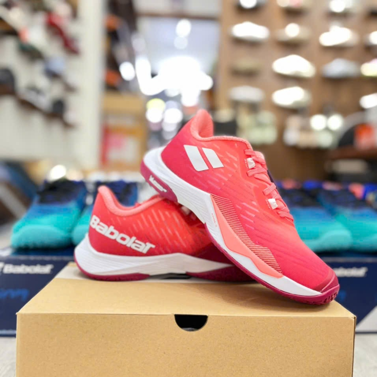 Alternative view of Giày Babolat Shadow Tour 5 'Pink' 31S24472-5060