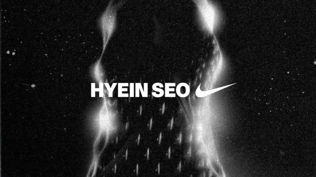 Hyein Seo x Nike Ava Rover: Su Ket Hop Dot Pha Giua Thoi Trang Tuong Lai va Cong Nghe Hien Dai