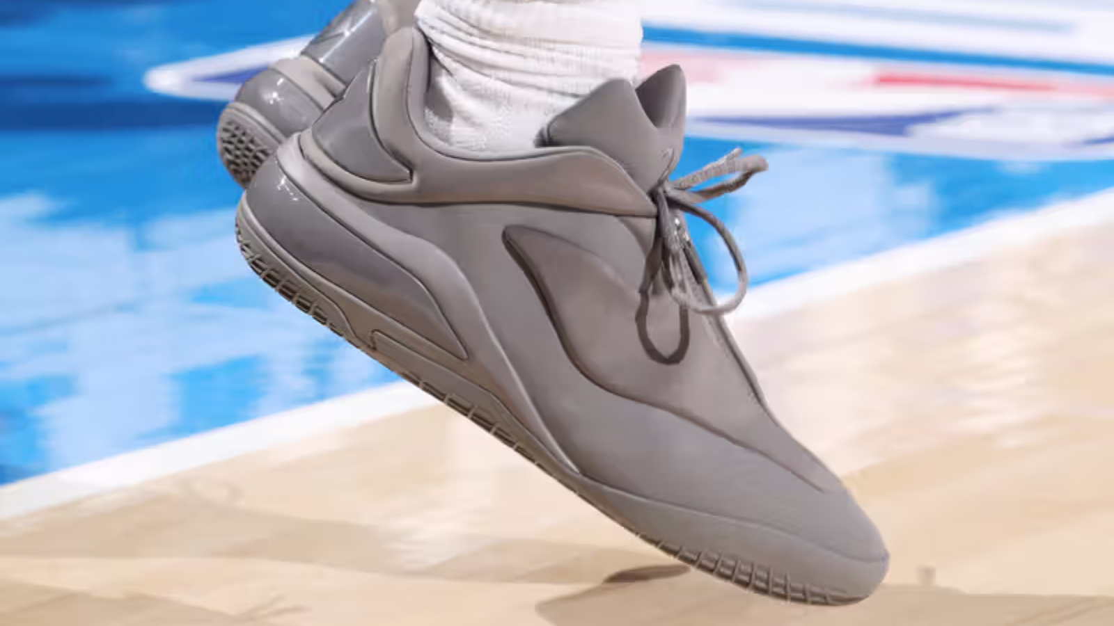 Hinh anh 4: Converse Shai 001 - doi giay bong ro dau tien cua Shai Gilgeous-Alexander