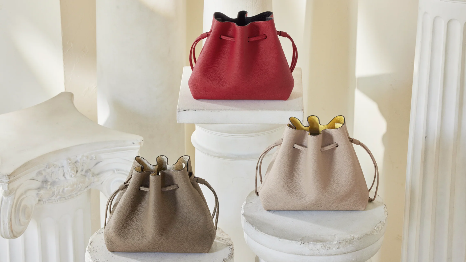 Hinh anh 7: Bo suu tap tui xach xuan he 2025 voi da dang kieu dang va mau sac