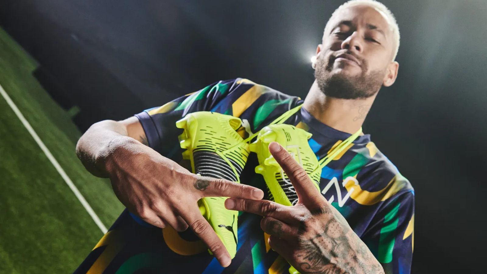 Hinh anh 2: Nhung deal giay the thao sinh loi nhat moi thoi dai (Phan 1)