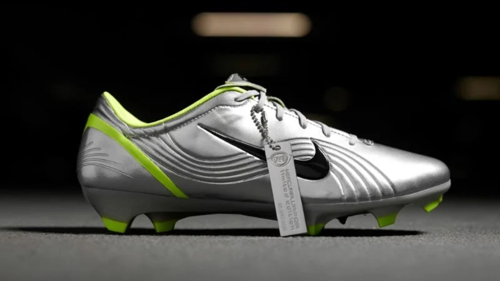 Hinh anh 8: Cac mau giay da bong Nike noi bat nam 2025 nhu Mercurial va Tiempo