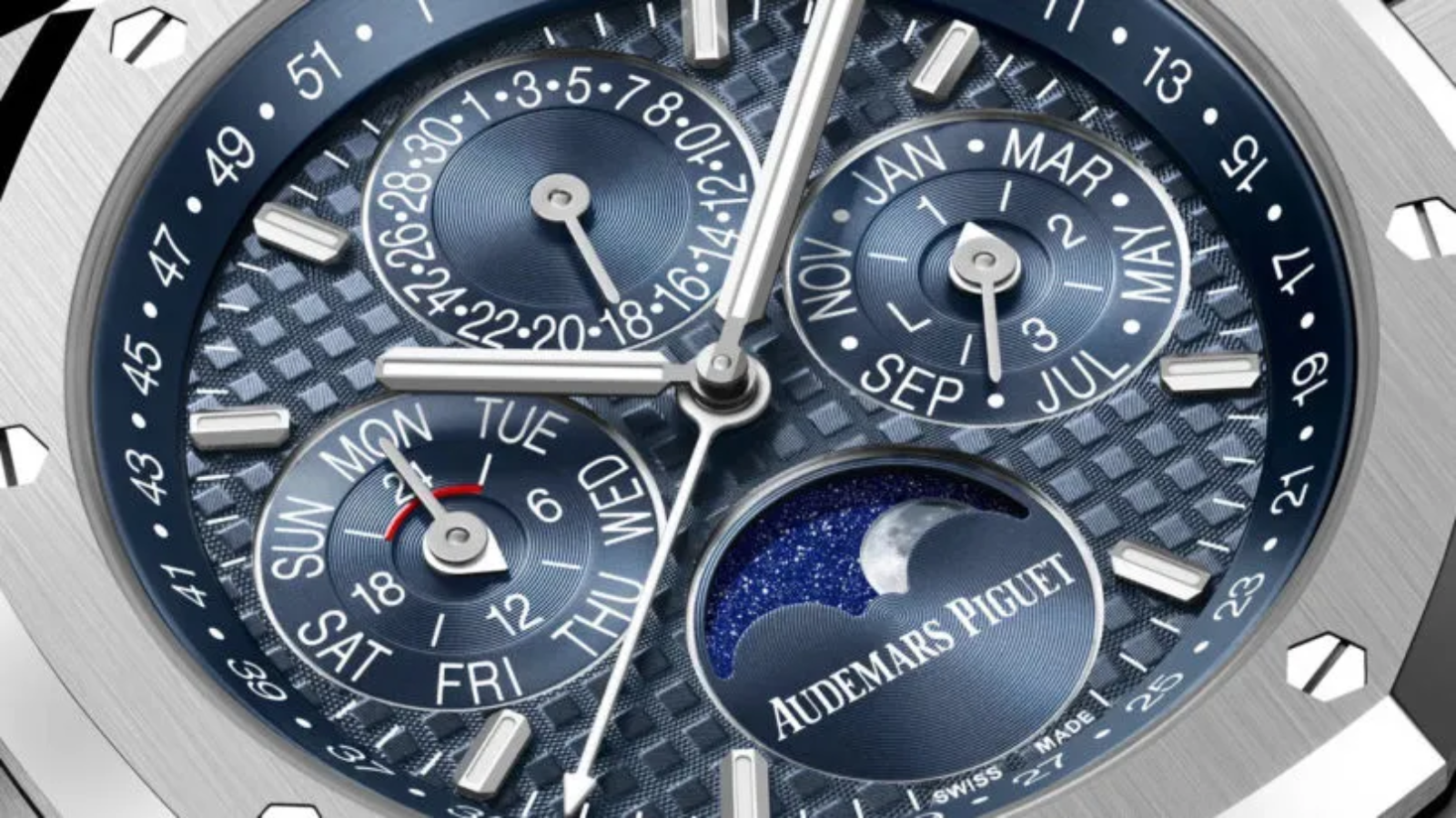 Hinh anh 6: Mau dong ho an tuong nam 2025 voi thiet ke dot pha