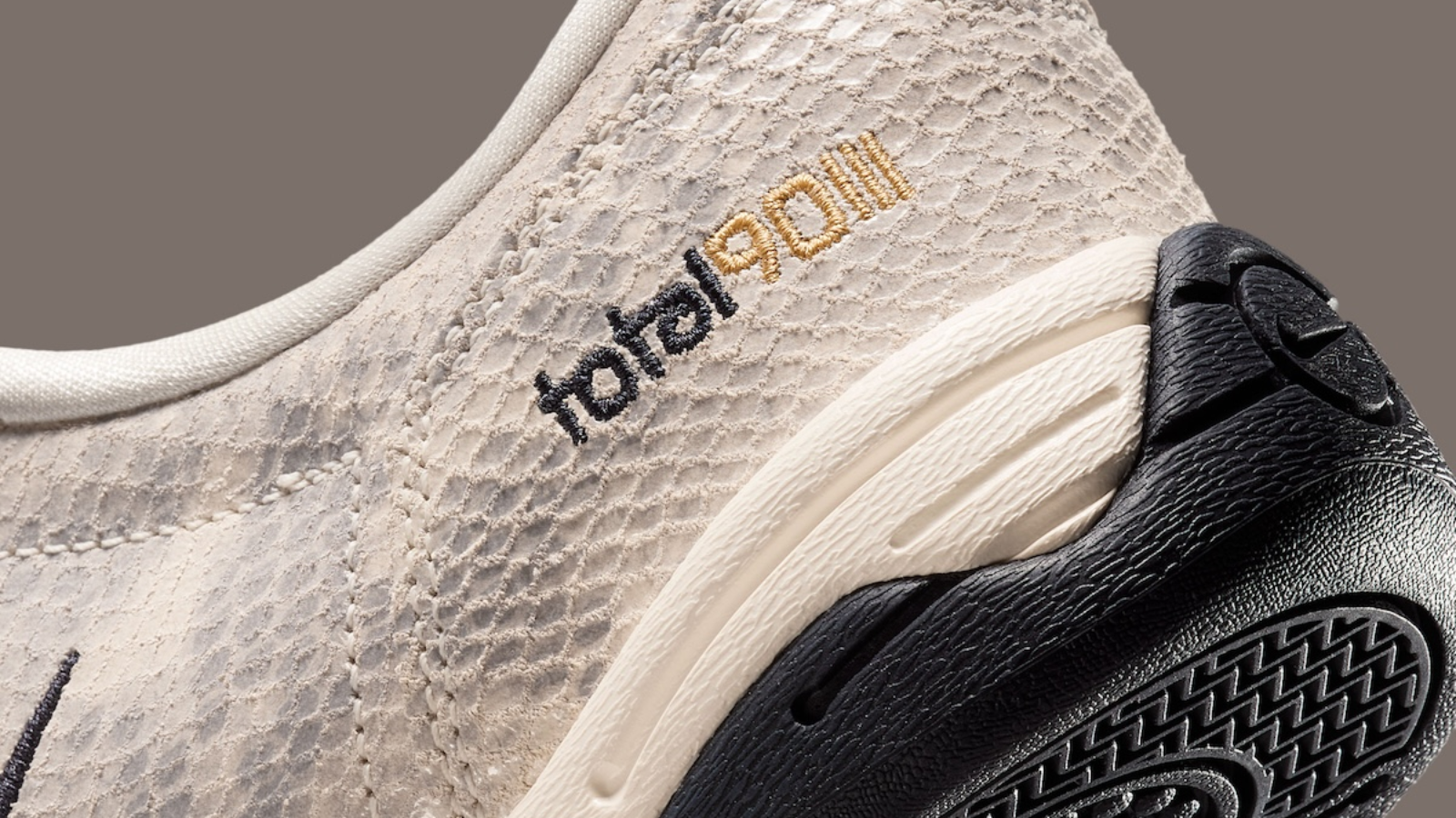 Hinh anh 2: Nike Total 90 III Snakeskin - giay sneaker phien ban da ran pha cach