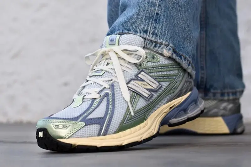 Giày New Balance 1906R ‘Metallic Green’ U1906RNE - Ảnh 4