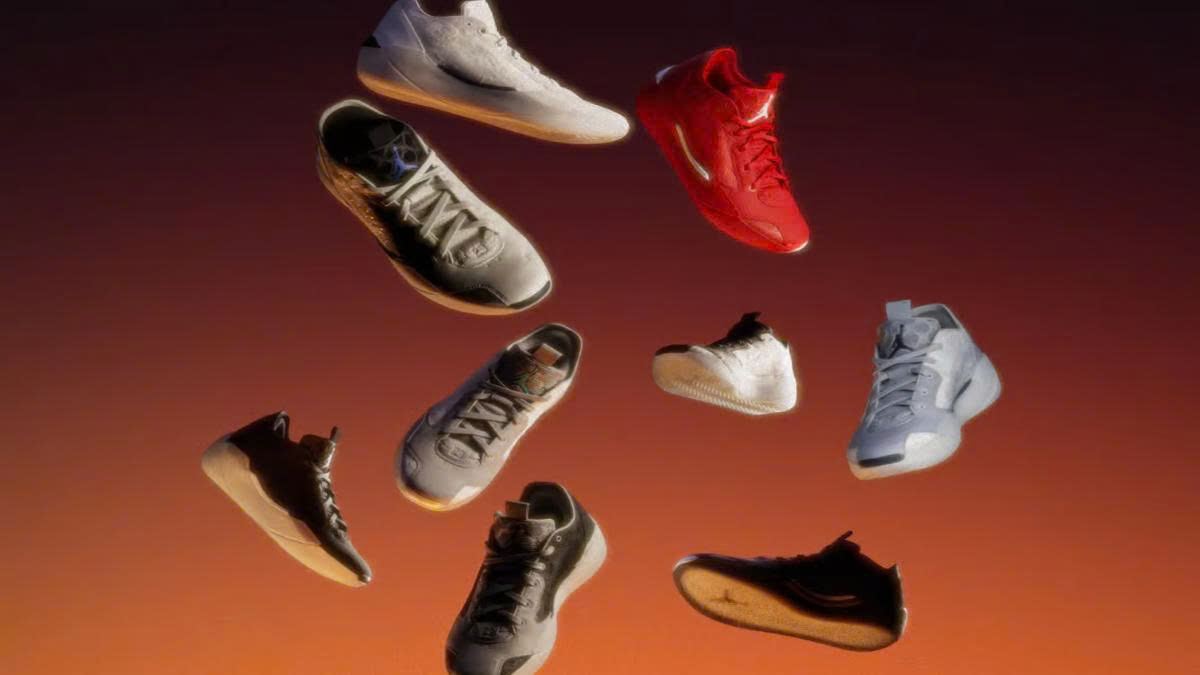 Top nhung doi giay bong ro nhe nhat 2025