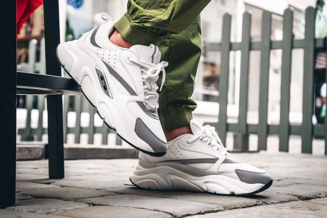 Dior B22: 10 ly do khien no tro thanh doi Sneakers “dinh” cua the gioi xa xi