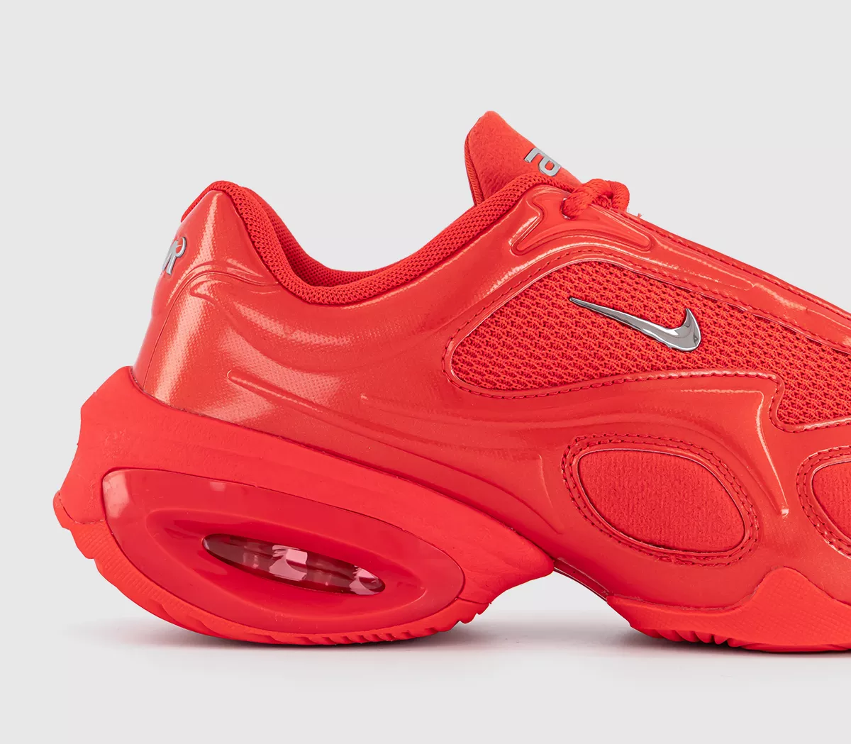 Nike gây chú ý với Air Max Muse – Mở màn cho SNKRS toàn cầu