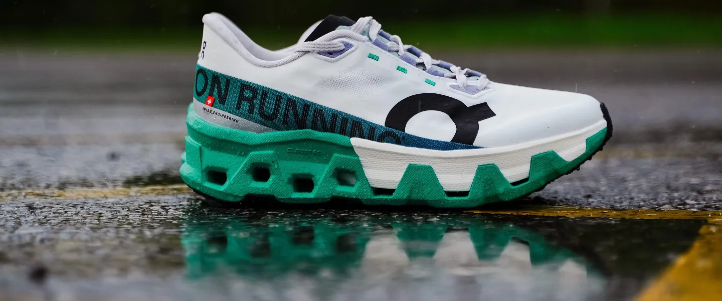 On Cloud: 10 đôi giày đi bộ được đánh giá cao nhất về độ êm và nhẹ