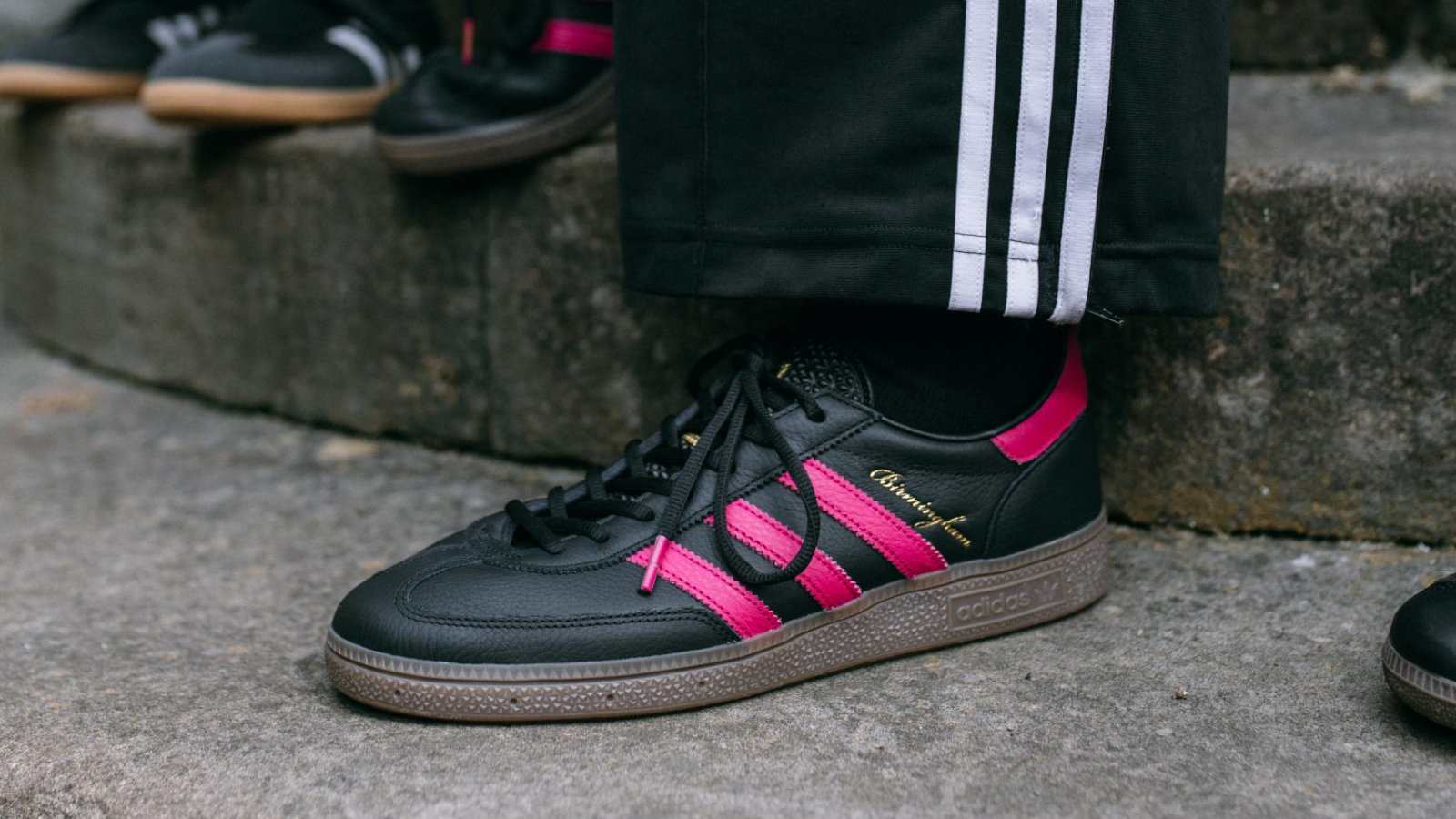 Hinh anh 3: adidas Birmingham City Series - Sneaker ton vinh Black Sabbath