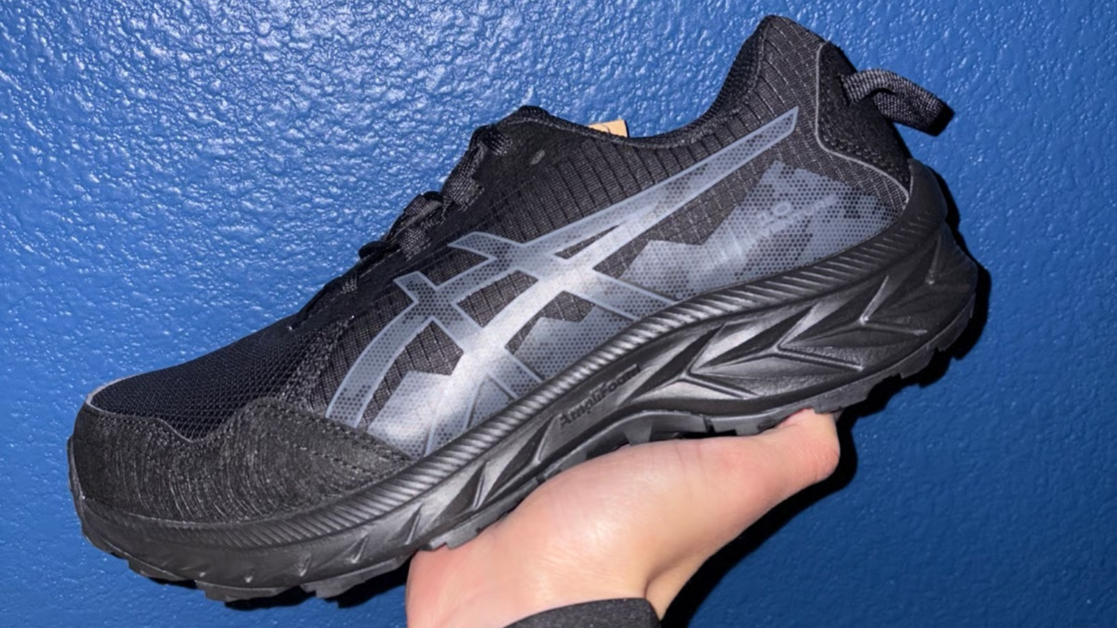 Hinh anh 3: Top 5 doi giay the thao "song sot ngay tan the"