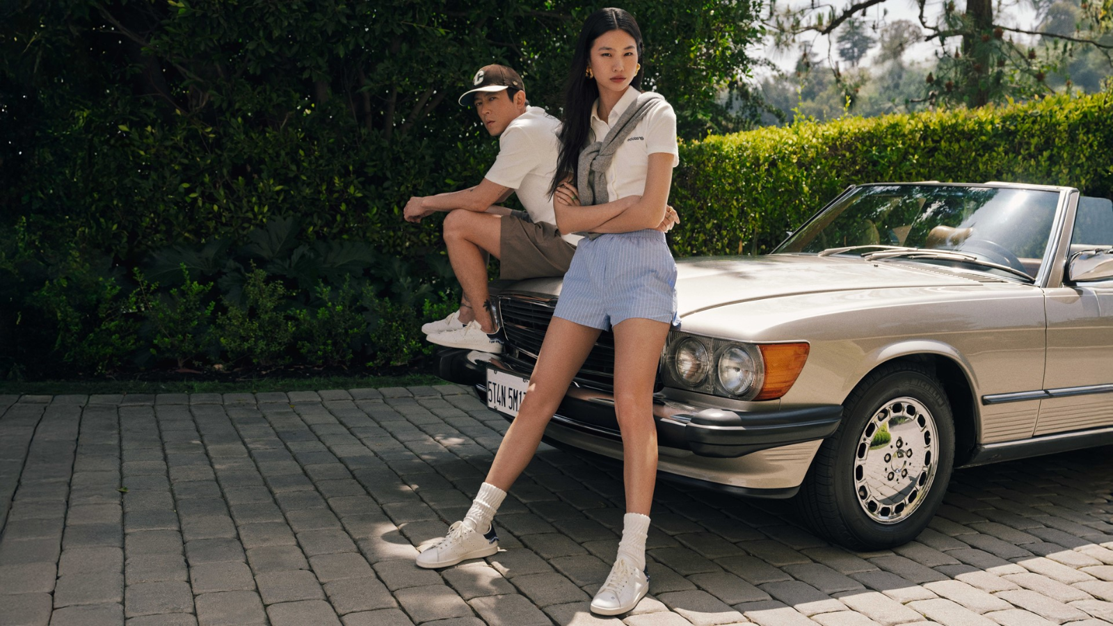 Hinh anh 1: CLOT x adidas Stan Smith “Beaded”: Pha vo khuon mau voi chi tiet thu cong tinh te