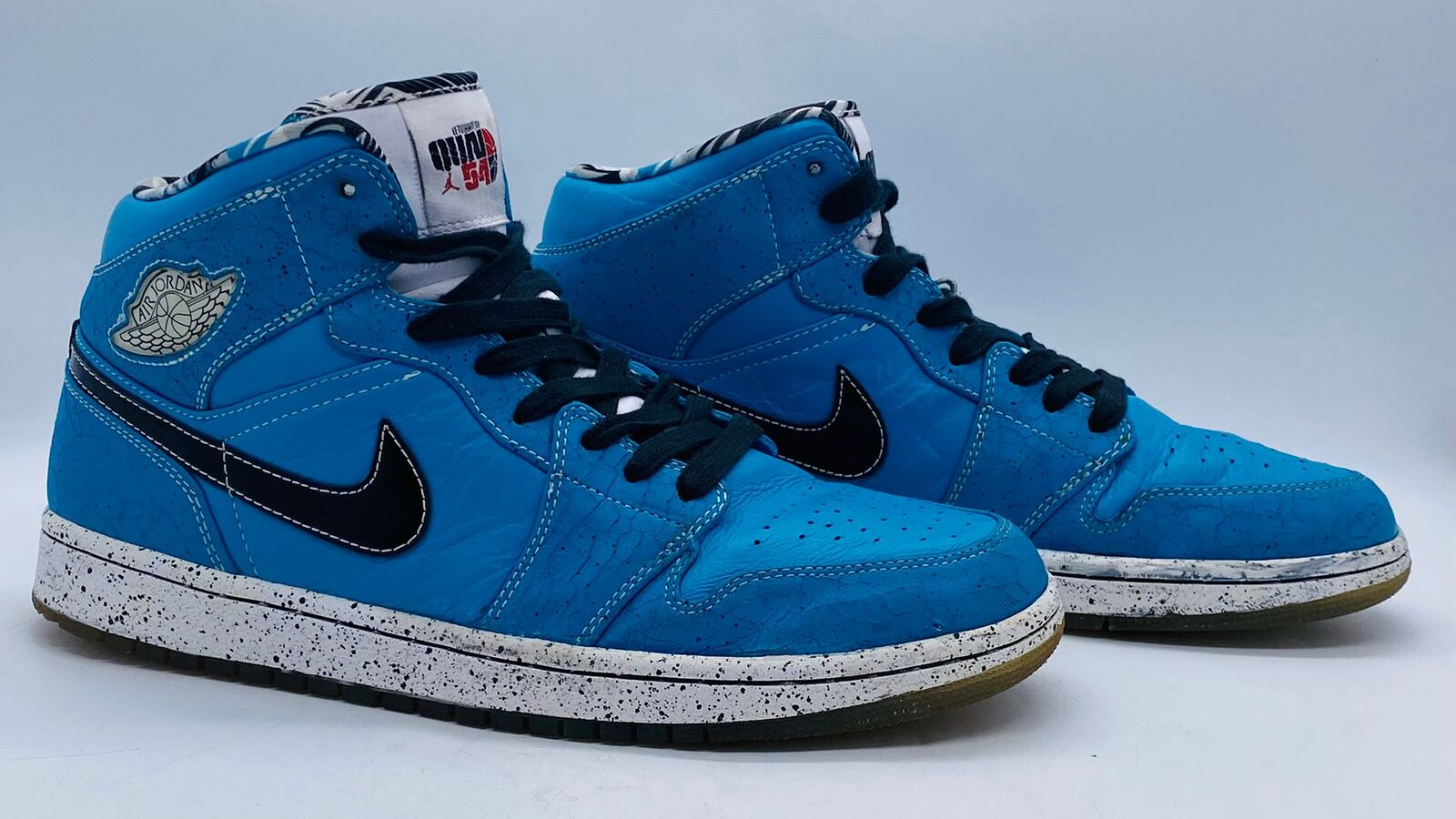 Hinh anh 2: Air Jordan Quai 54 - Nhung doi giay sneaker doc dao va lich su
