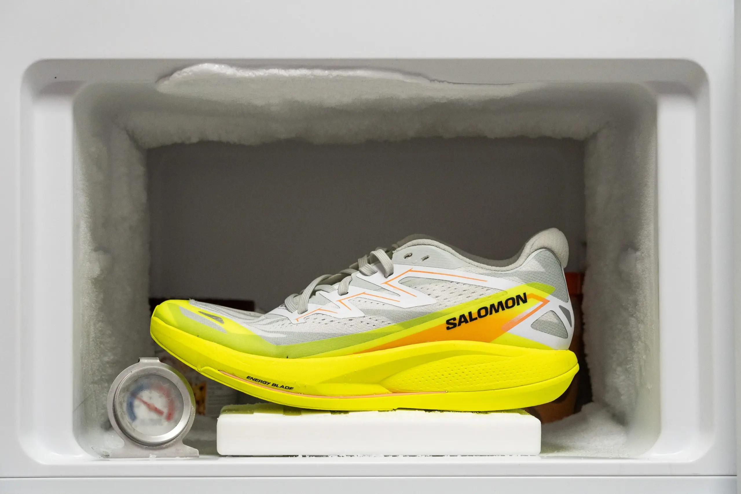 Salomon Phantasm 2: Sự "vượt trội" của giày chạy đường mòn?