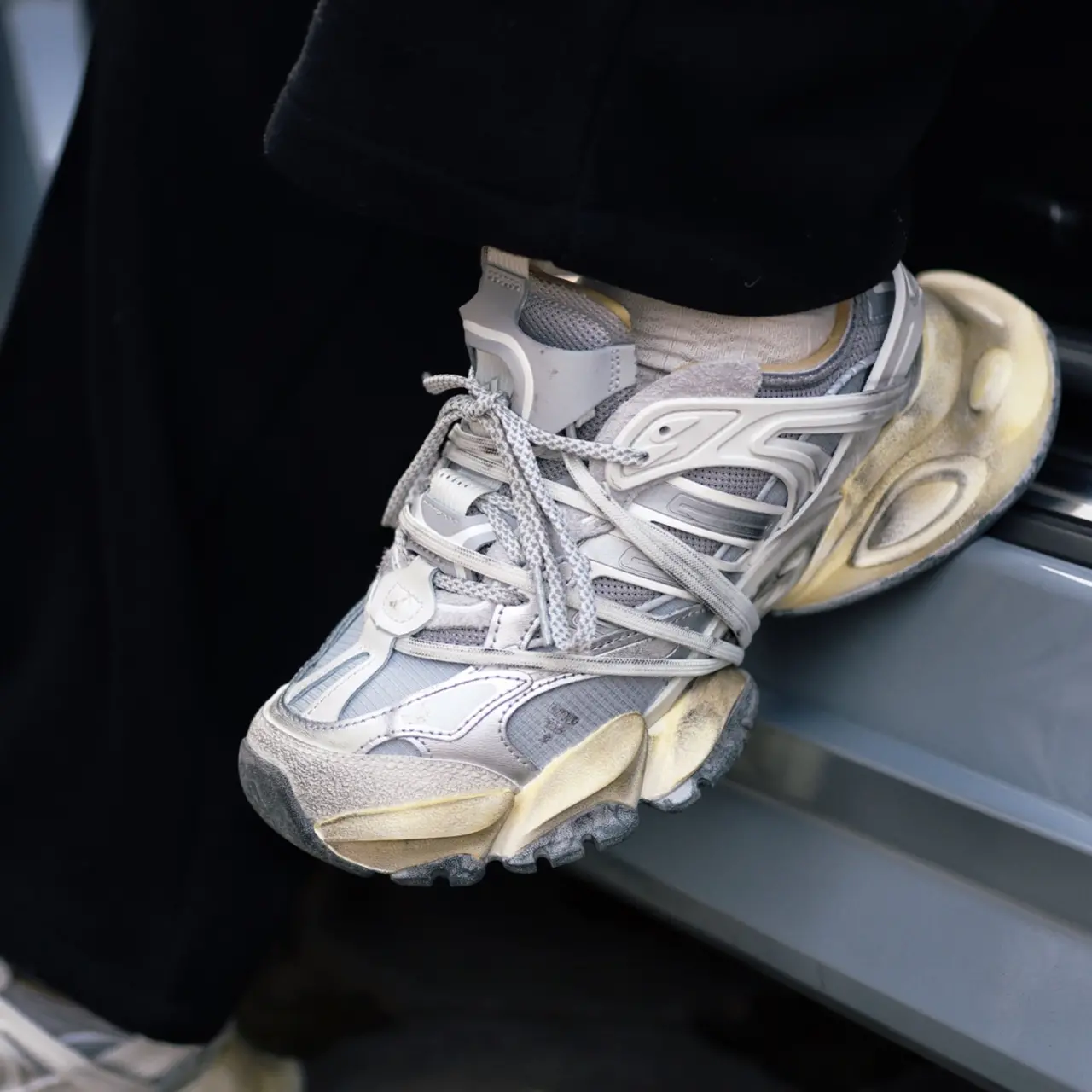 Alternative view of Giày Adidas XLG 'Grey Metallic Silver' JR9631