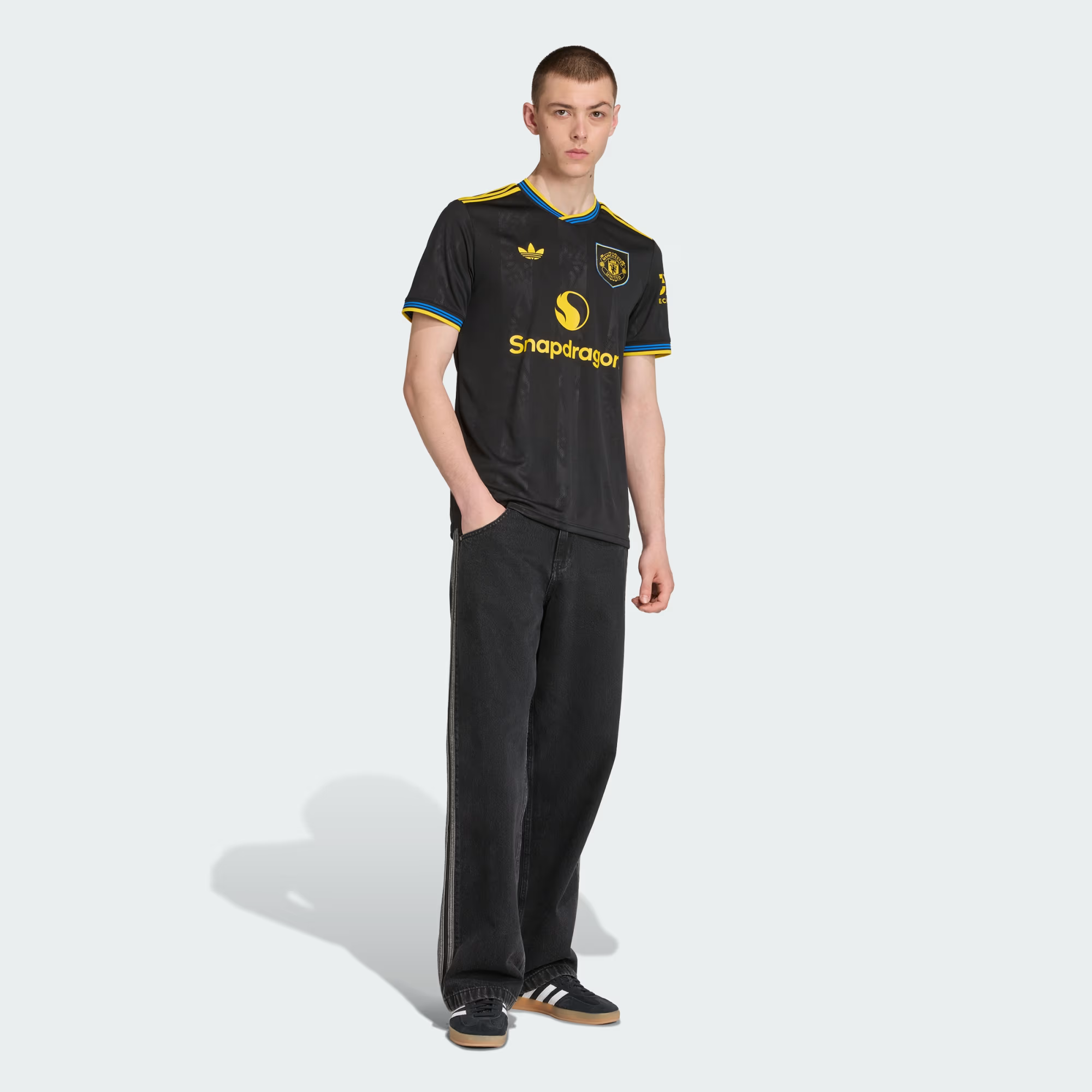 Áo Adidas Manchester United 2025/26 'Black' KD4225 - Ảnh 4