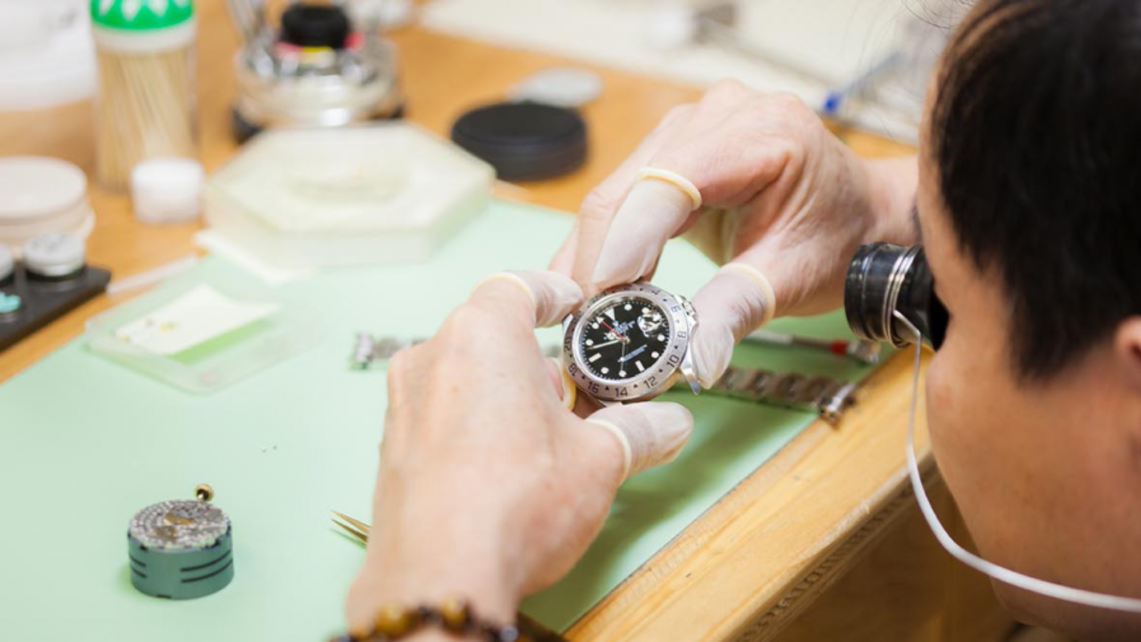 Hinh anh 7: Bo may co hoc Rolex - Trai tim dong ho Thuy Si