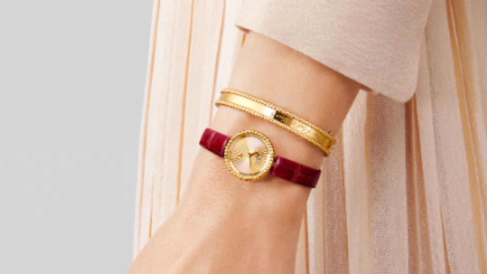 Hinh anh 1: Dong ho Perlee cua Van Cleef & Arpels voi thiet ke hat vang sang trong