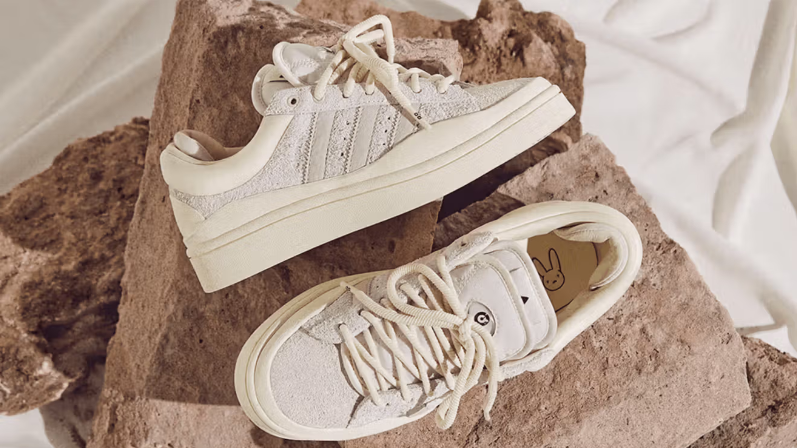 Hinh anh 10: Bo suu tap collab sneaker cua Bad Bunny voi Crocs va adidas