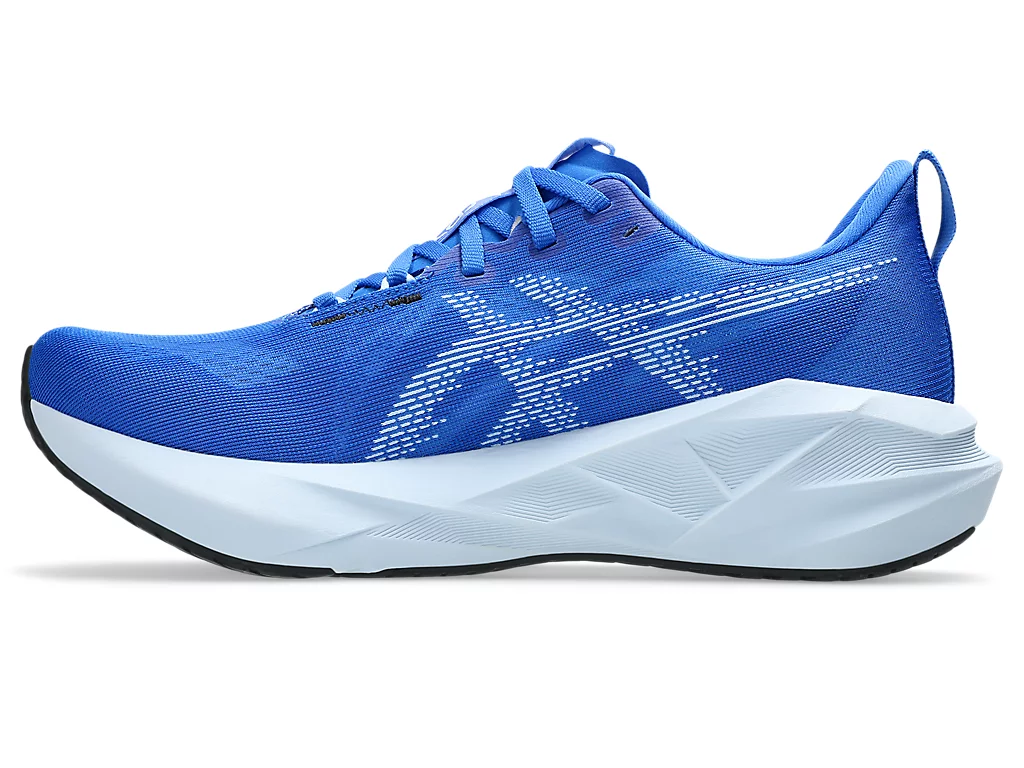 Alternative view of Giày Asics Novablast 5 'Light Blue' 1011B975-403
