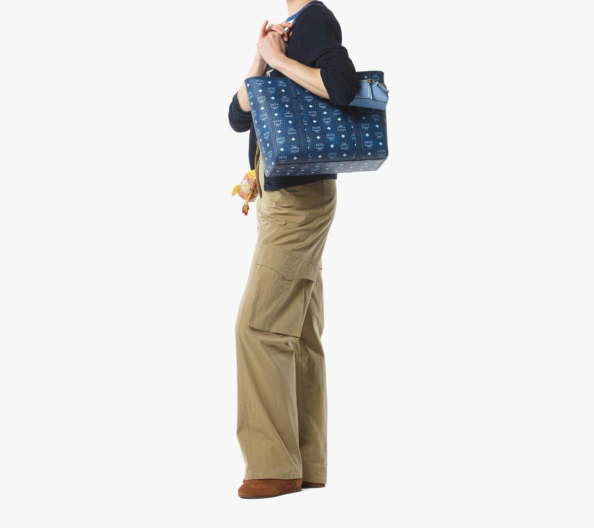 Alternative view of Túi MCM Toni Top-Zip Shopper 'Blue Visetos' MWPFAMT071F001