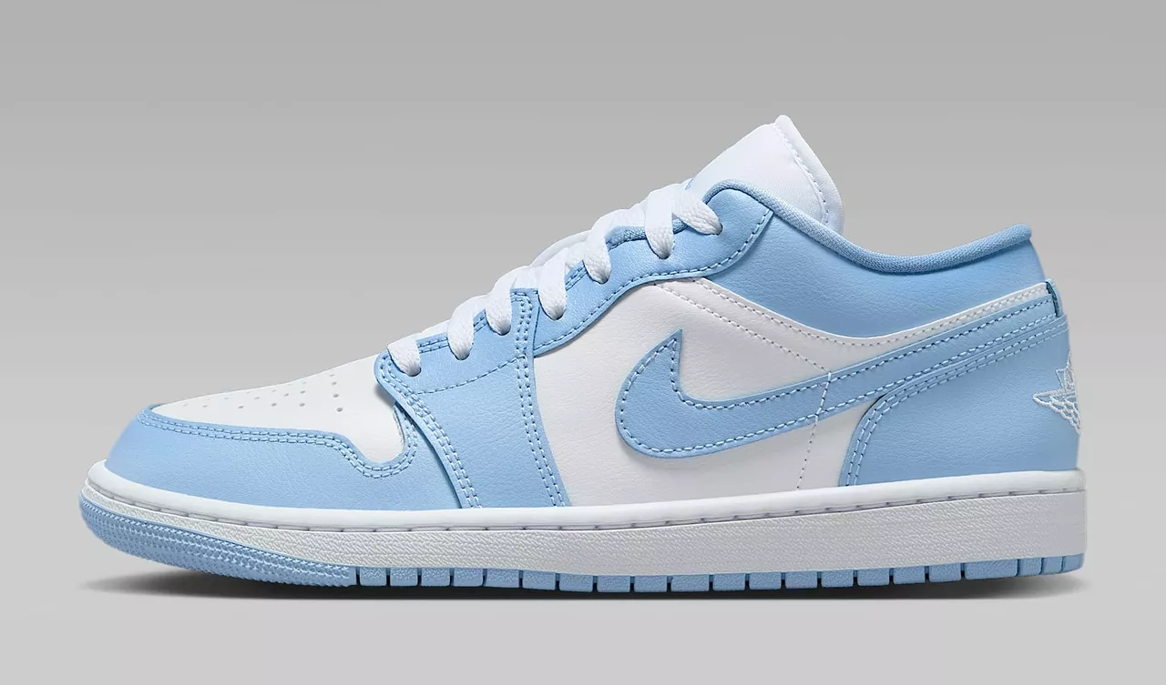 Alternative view of Giày Nike Air Jordan 1 Low 'White Aluminum' DC0774-142