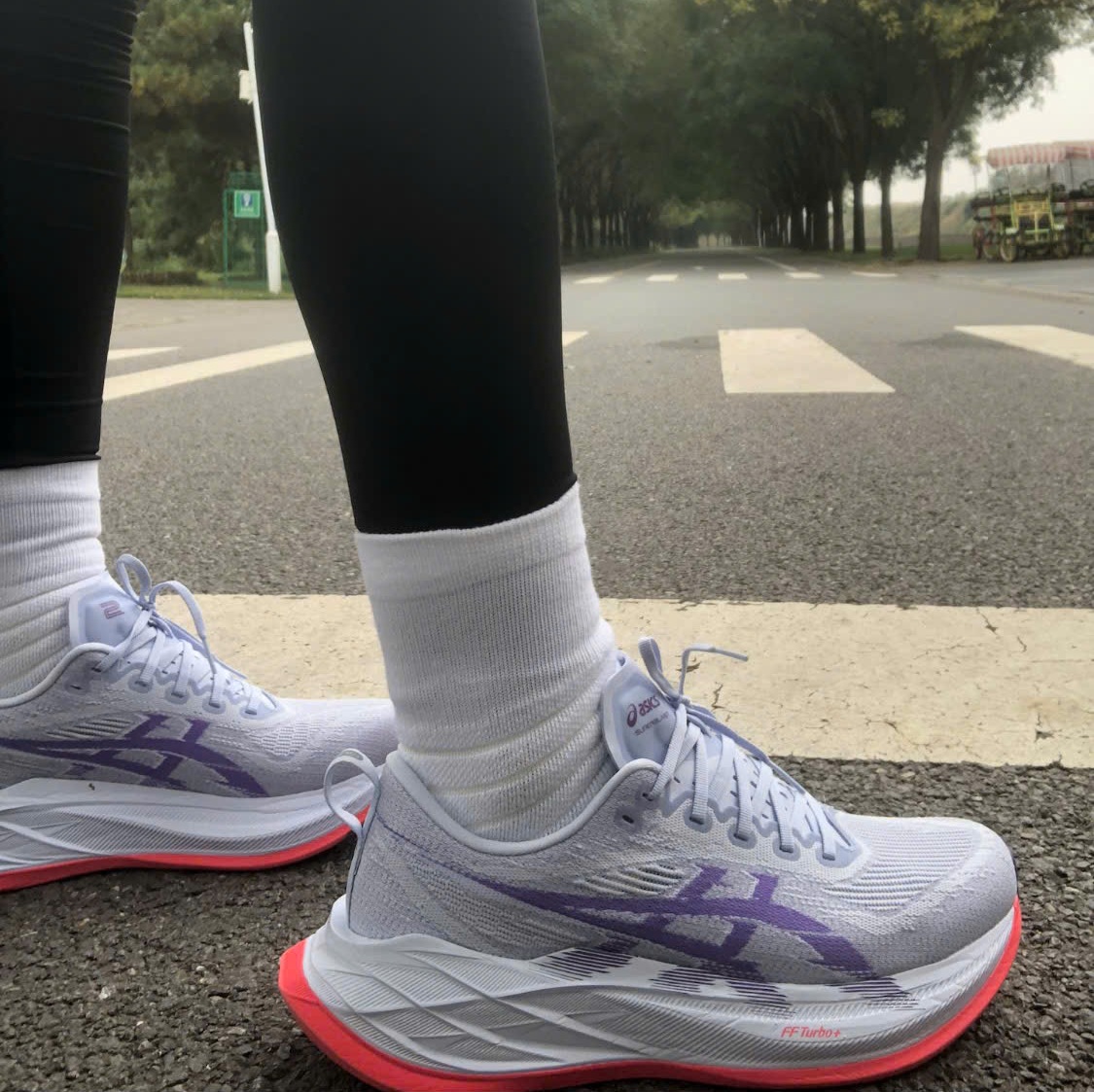 Alternative view of Giày Asics Superblast 2 'Blue Fade' 1013A142-401