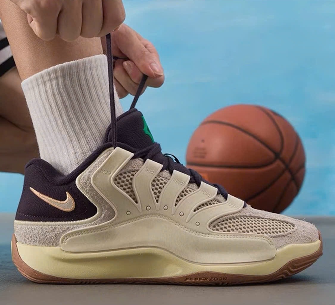 Alternative view of Giày Nike KD 18 LE ‘Soft Pearl’ II3841-100