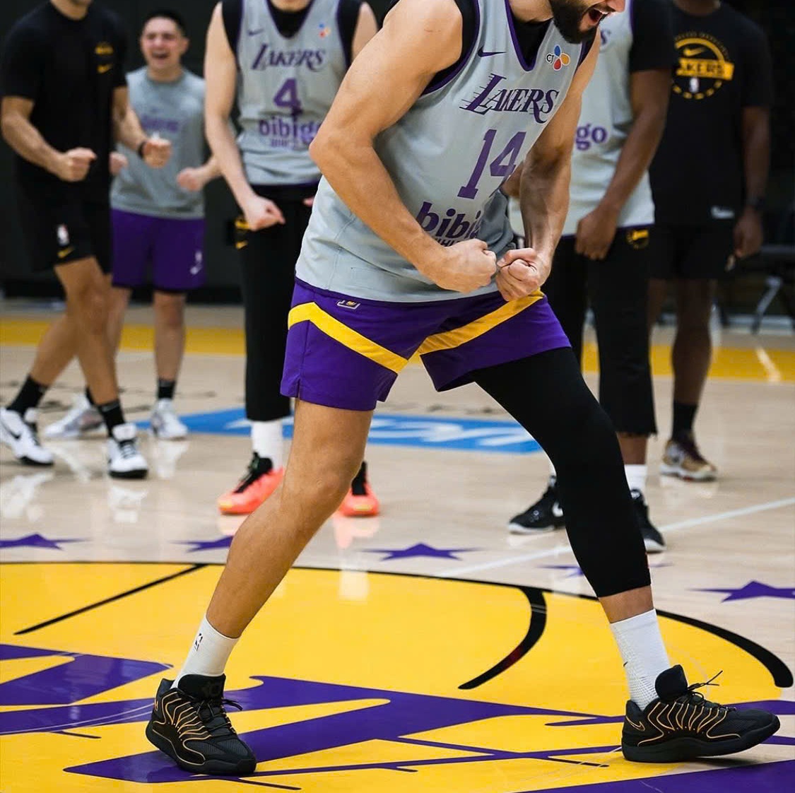 Alternative view of Giày Nike KD 18 'Rain City' HV1991-002