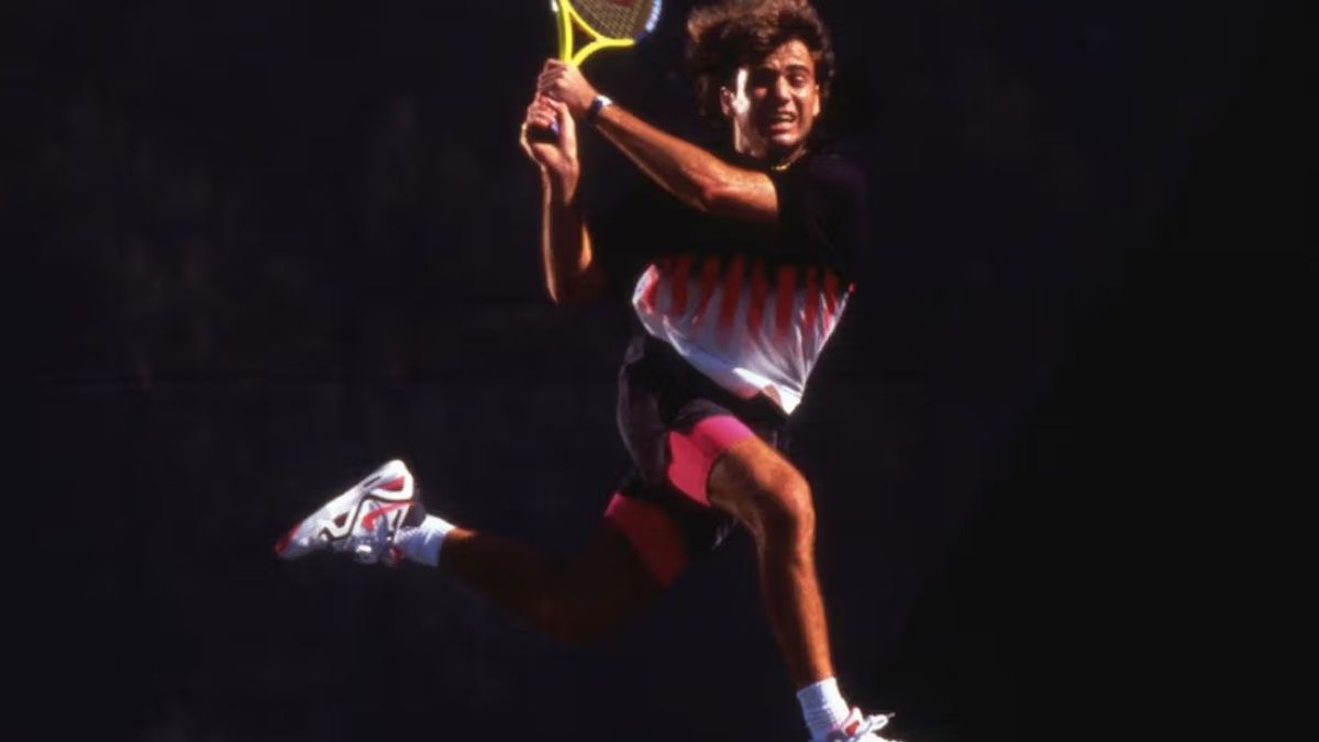 Andre Agassi va Nike Air Tech Challenge II - doi giay tennis noi tieng 1990