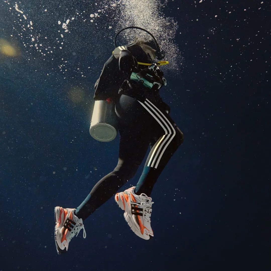 Adidas và Pharrell sắp tung thêm nhiều phiên bản Virginia Adistar Jellyfish