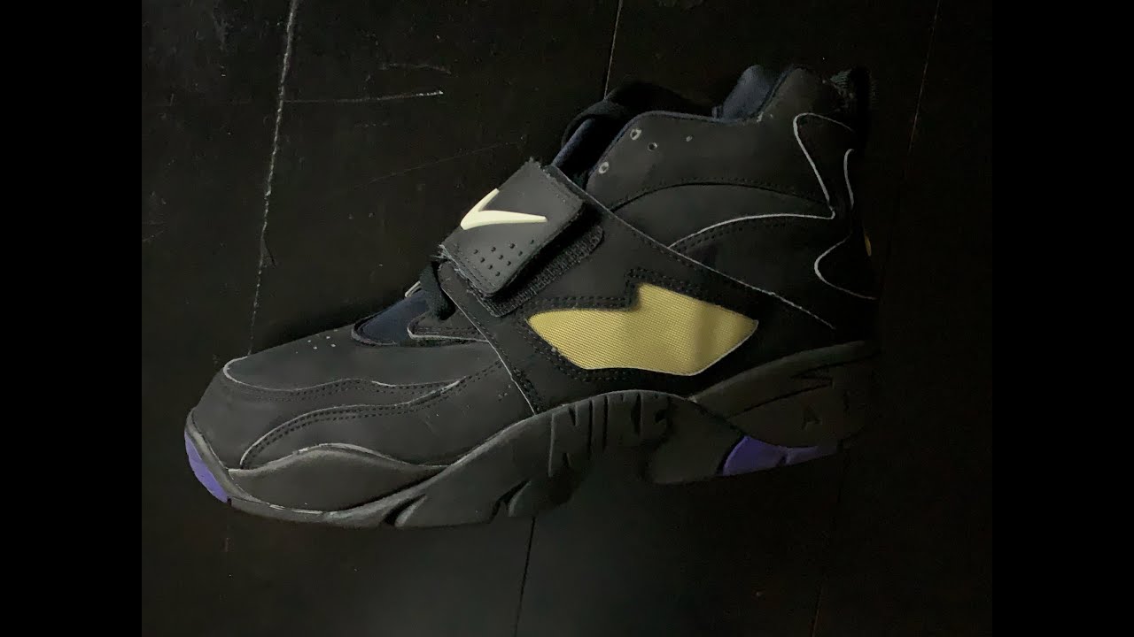 Diamond Turf ’93: Biểu tượng Nike chứng minh giá trị thật sự